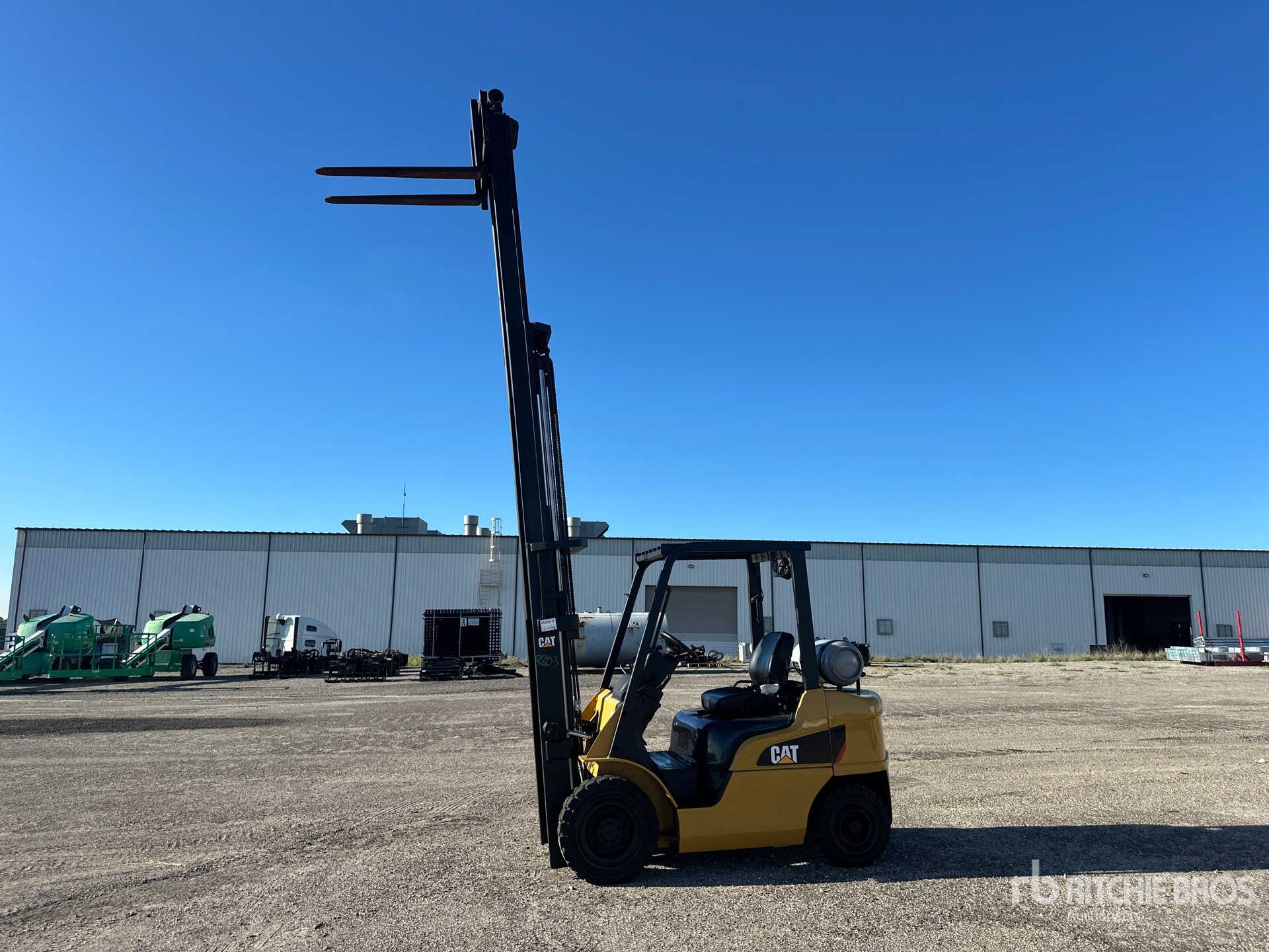 2020 Caterpillar GP25N