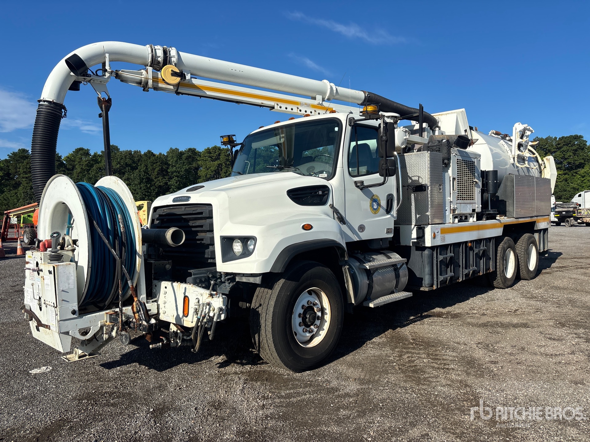 2013 Freightliner 114SD