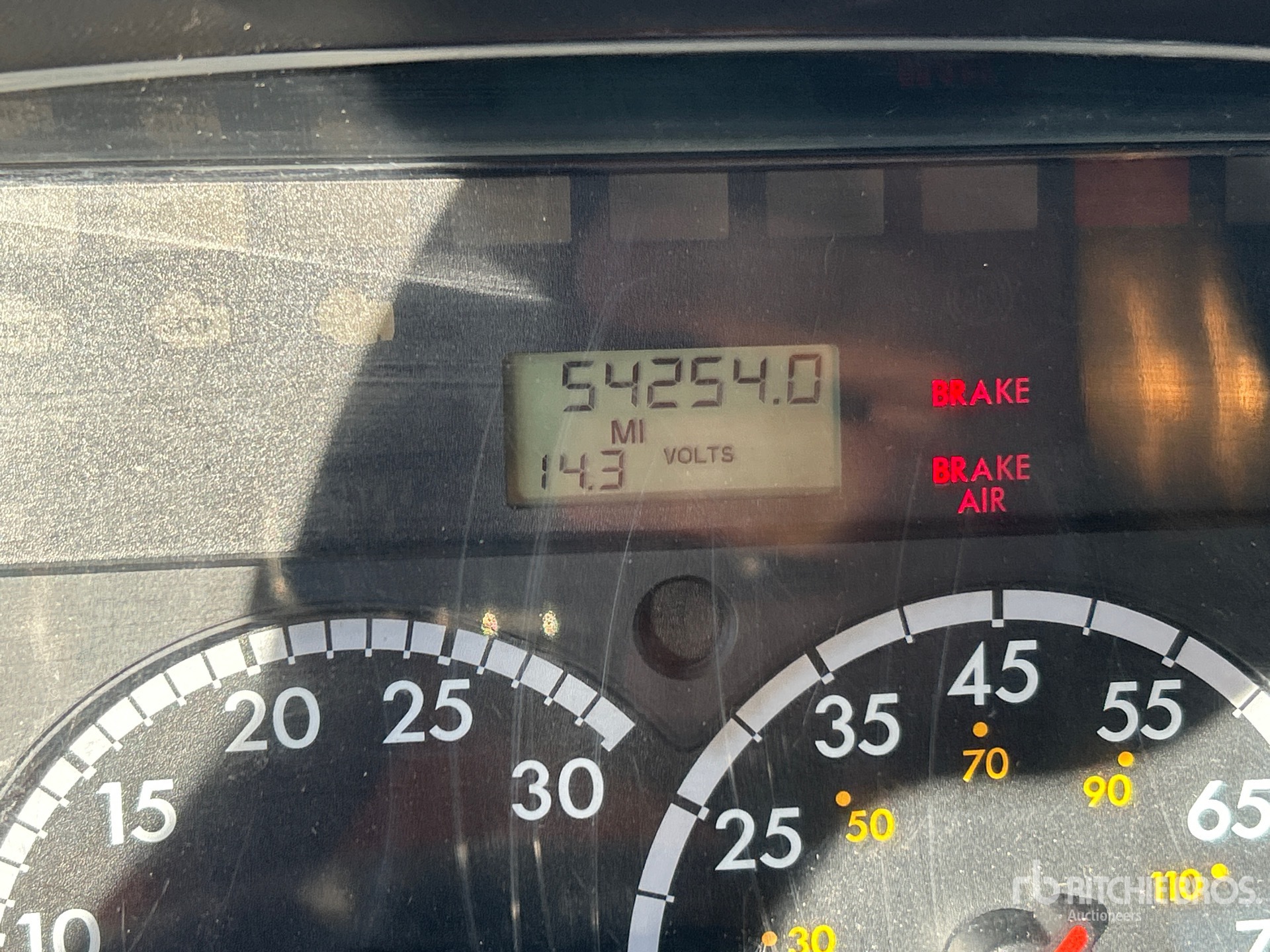 2011 Freightliner M2 112