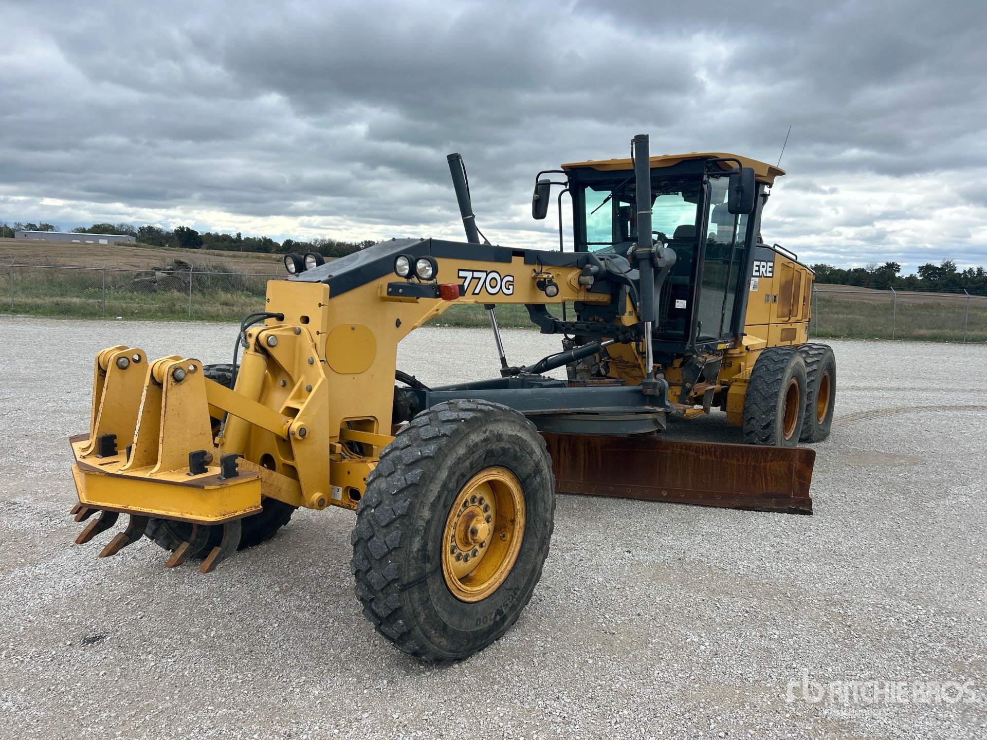 Photo of 2013 John Deere 770G