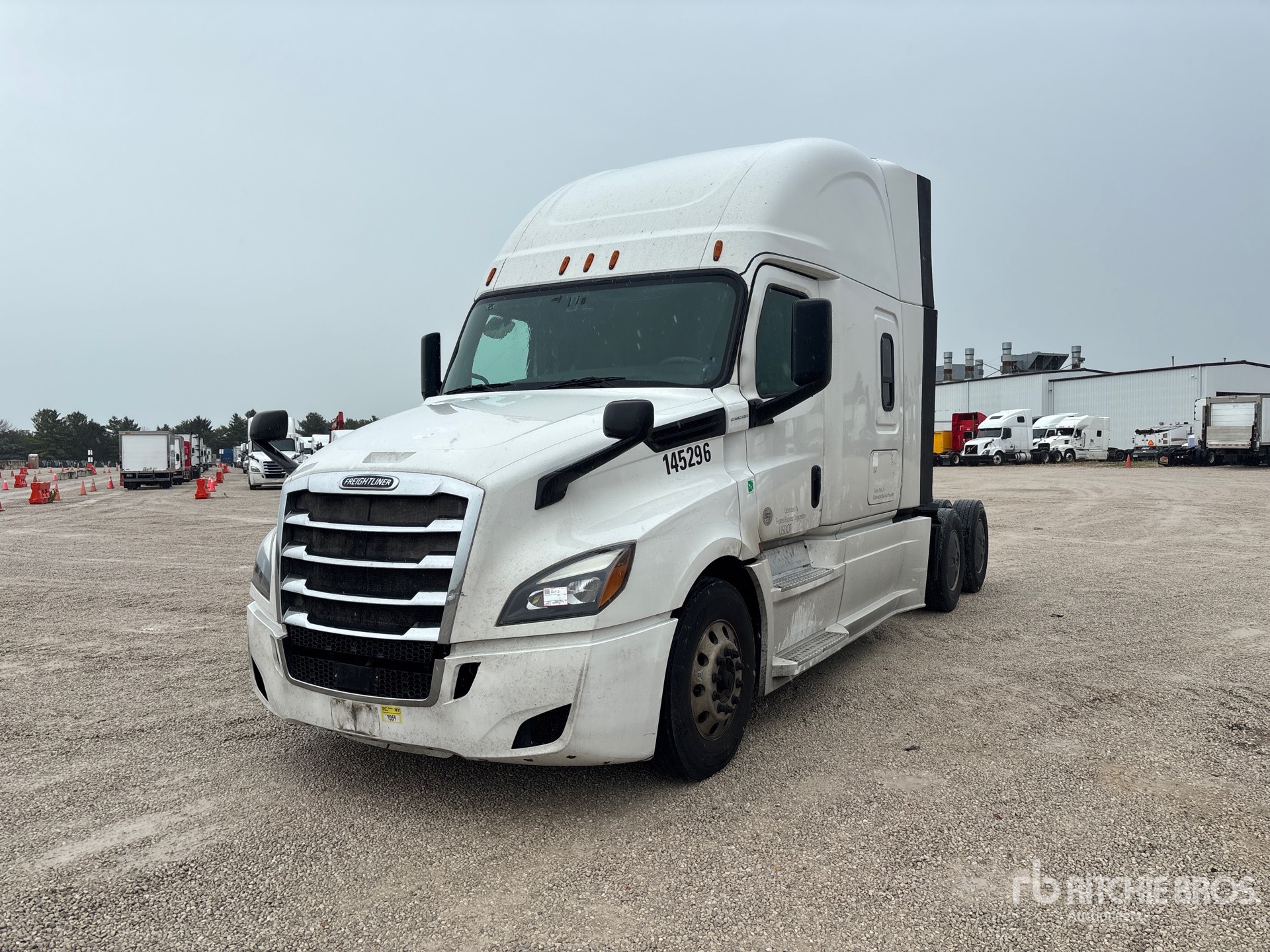 2019 Freightliner CASCADIA 126