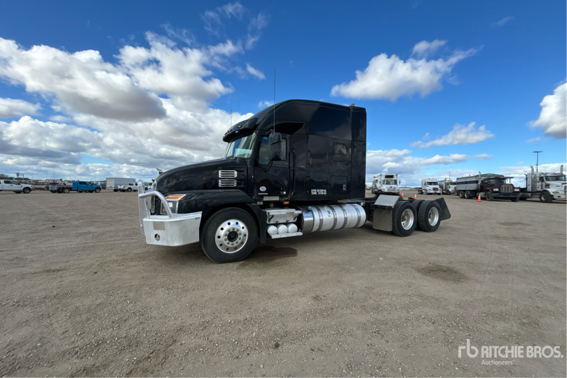 2021 Mack AN64T ANTHEM