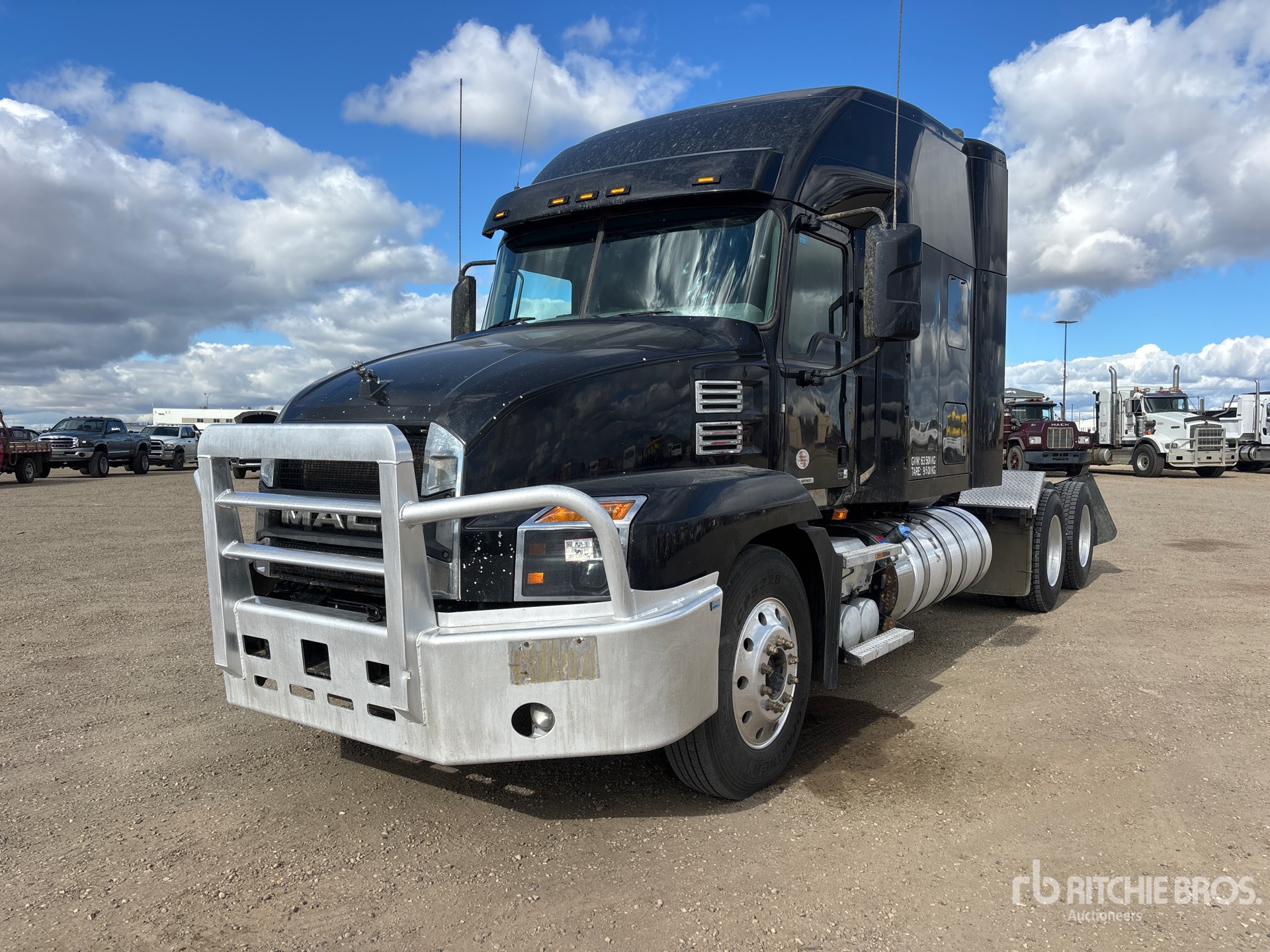 2021 Mack AN64T ANTHEM