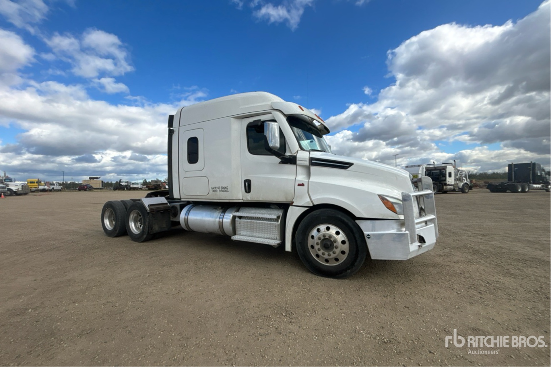 2021 Freightliner CASCADIA 126