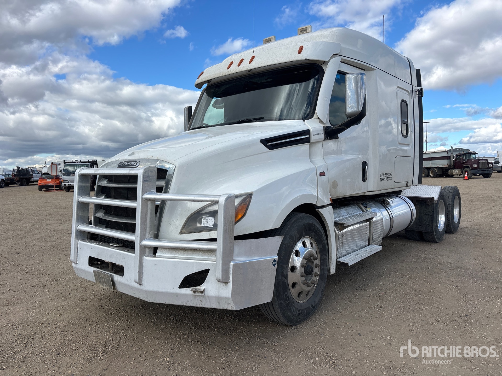 2021 Freightliner CASCADIA 126