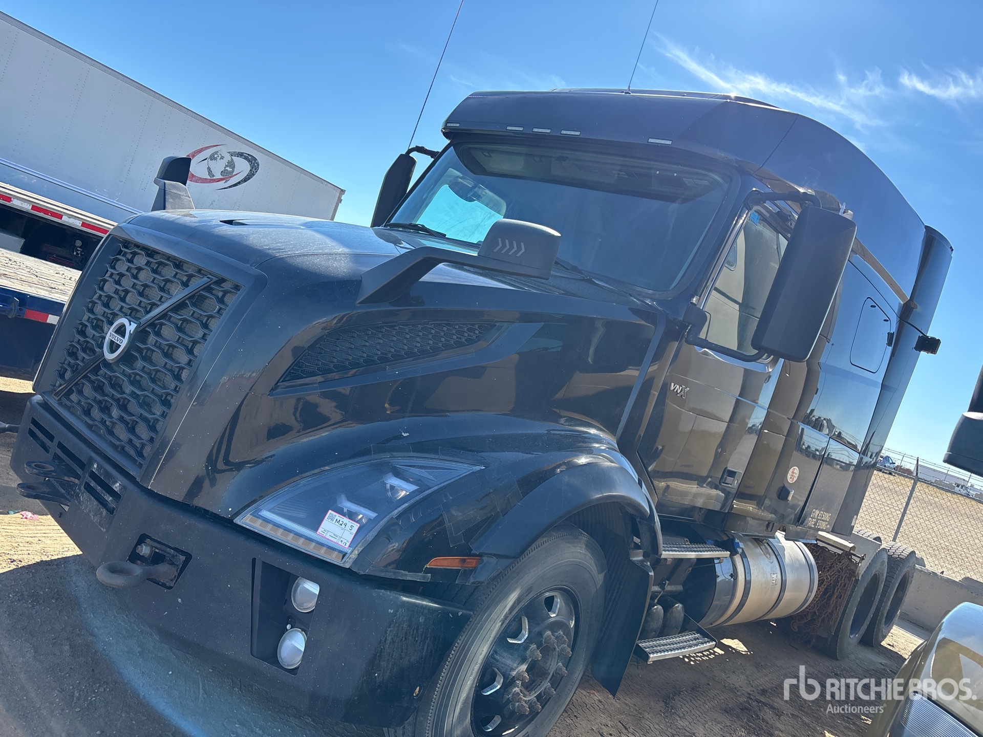 2020 Volvo VNL64T