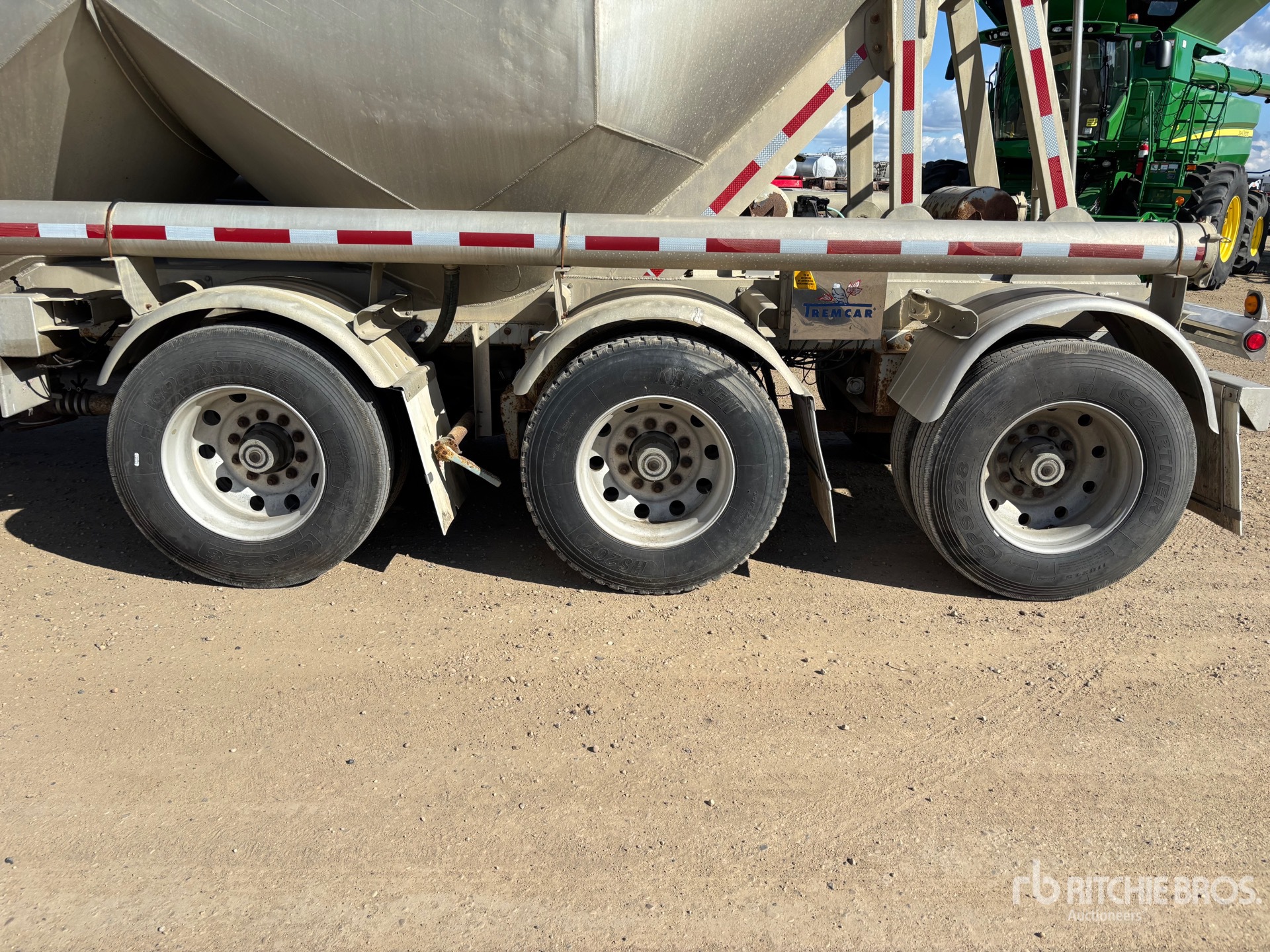 2011 Tremcar 1200 CFT TRI/A