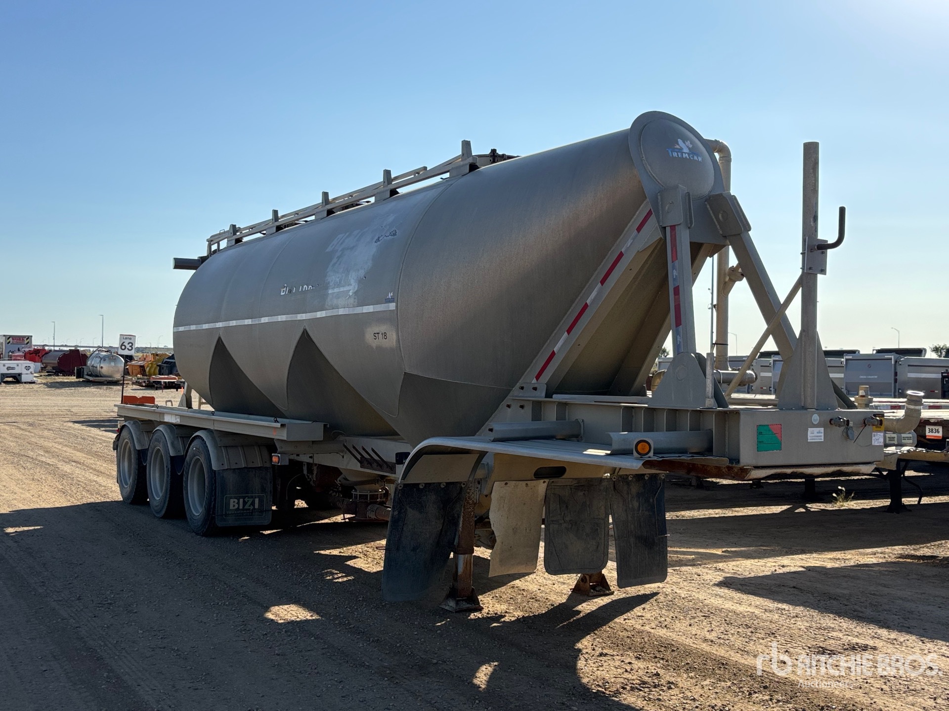 2012 Tremcar 1200 CFT TRI/A