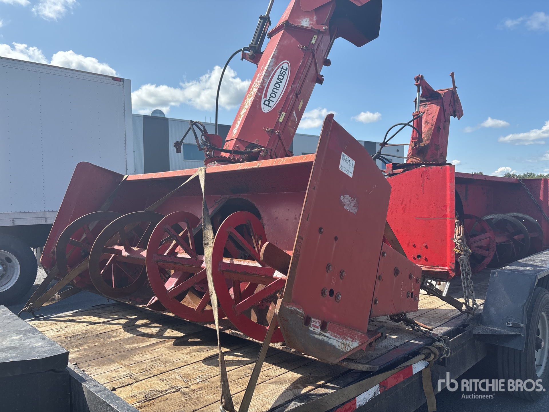 2017 Pronovost 7 FT HYDRAULIC - FITS TRACTOR