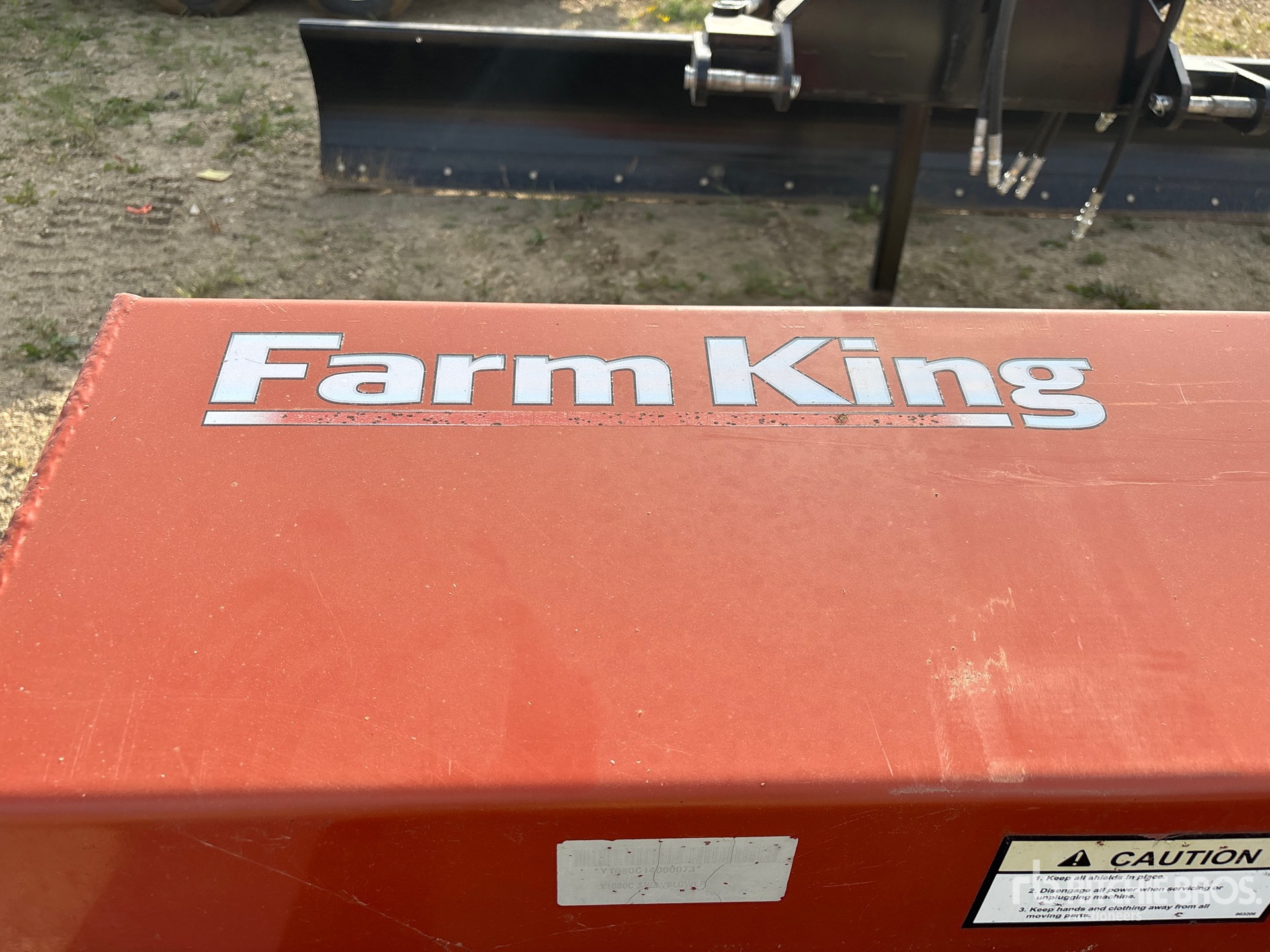Farm King 9 FT 2 IN