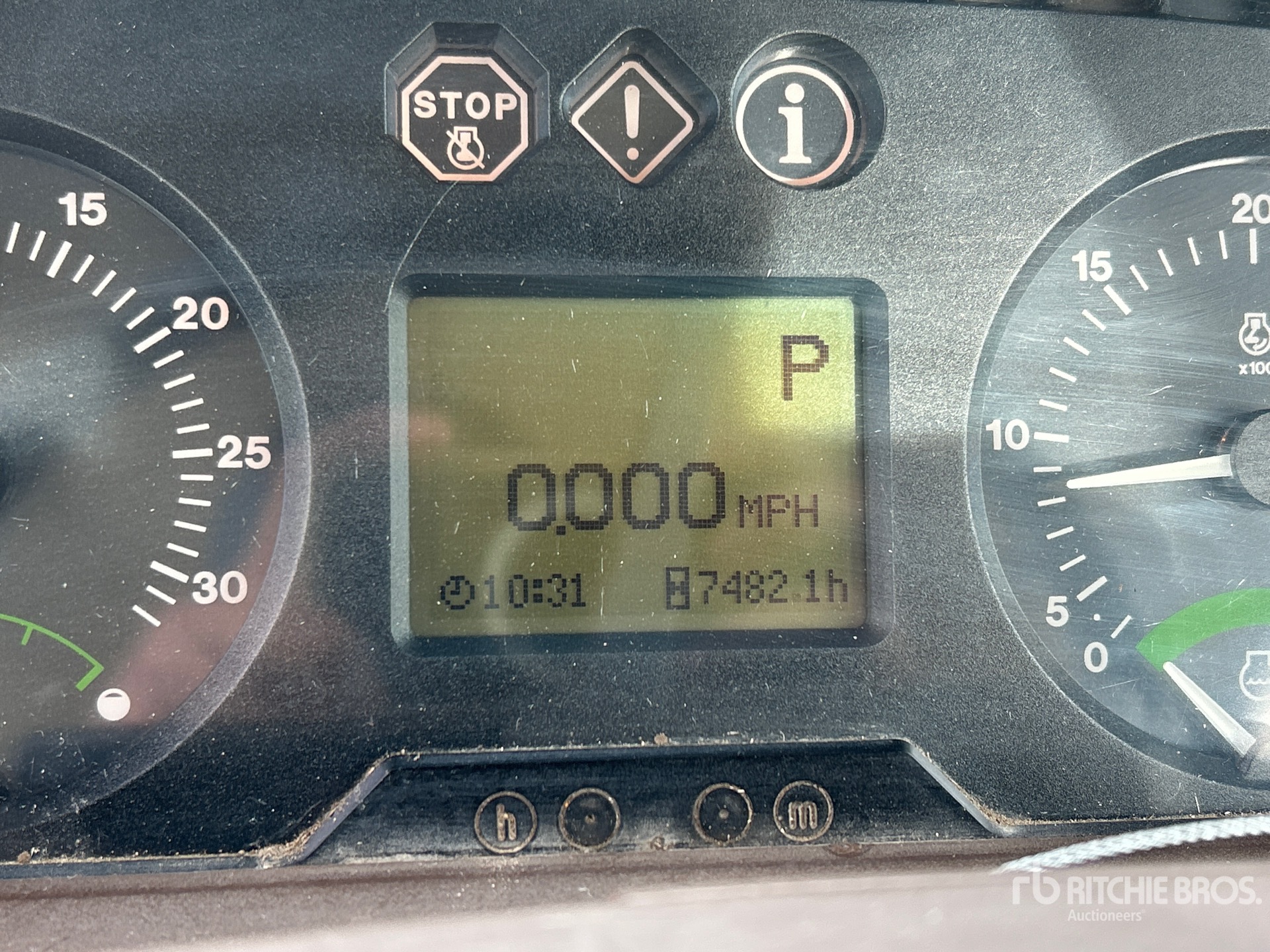 2006 John Deere 7520