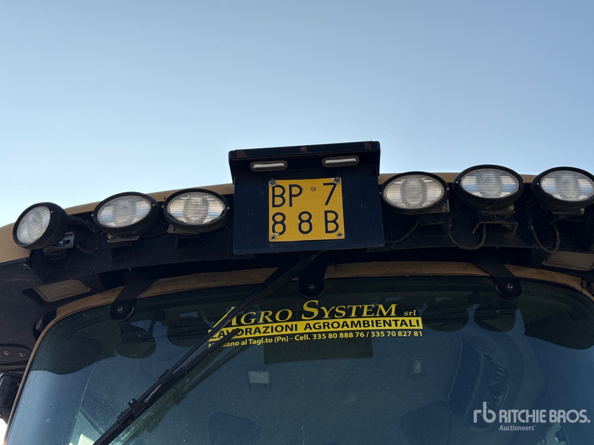 2015 Challenger MT775E