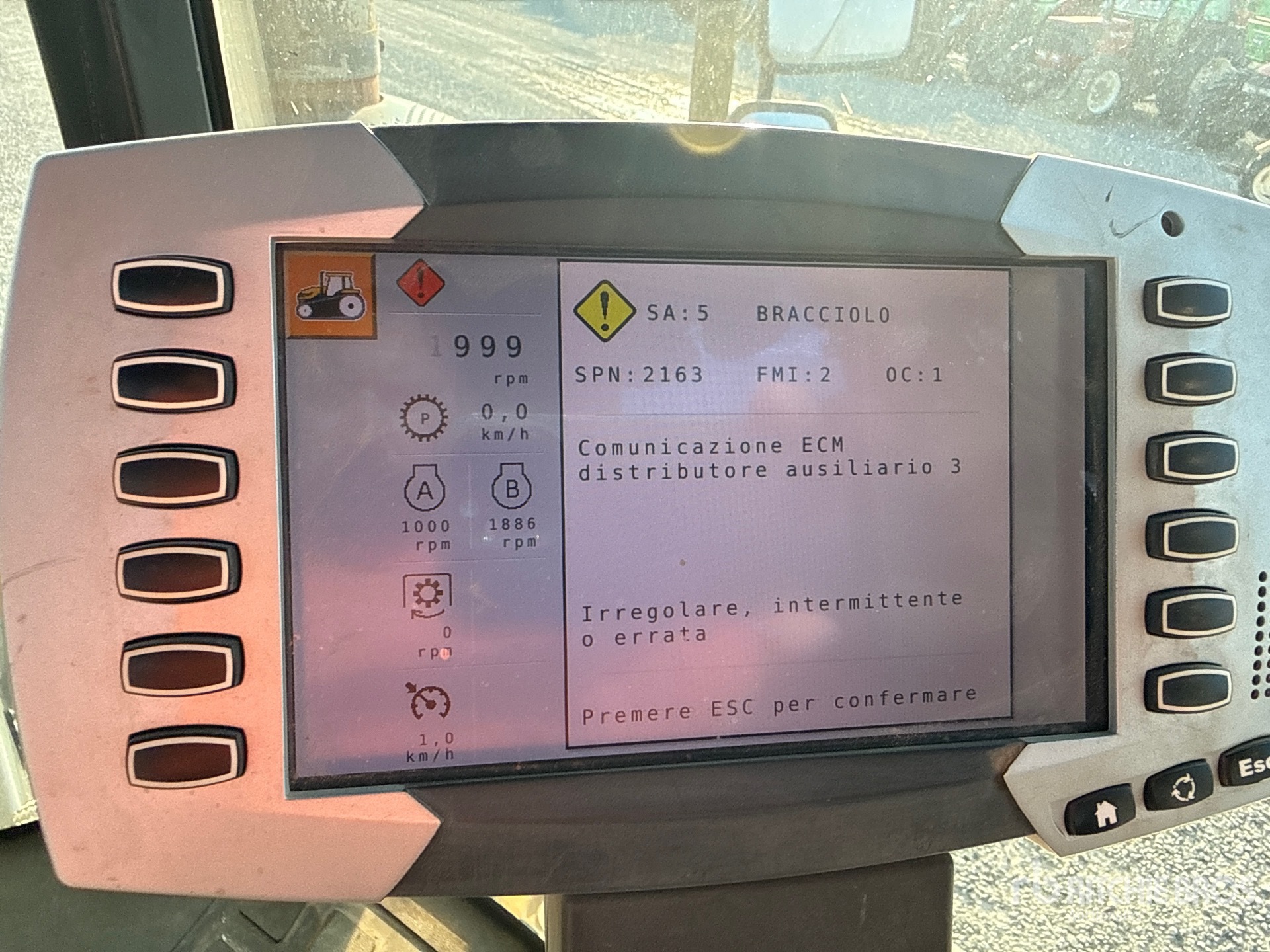 2015 Challenger MT775E