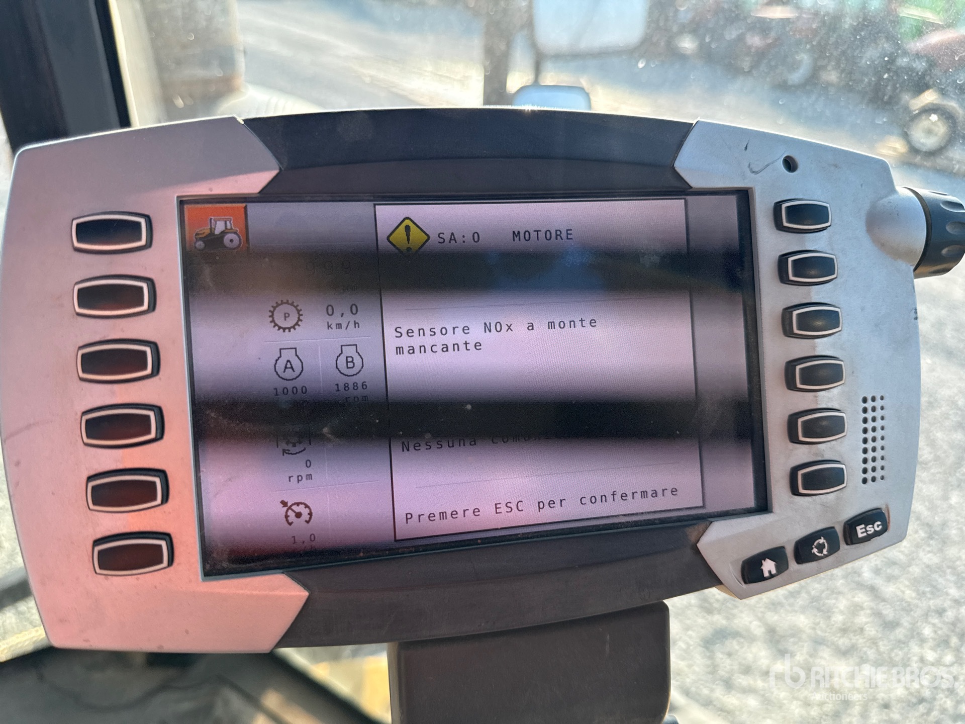 2015 Challenger MT775E