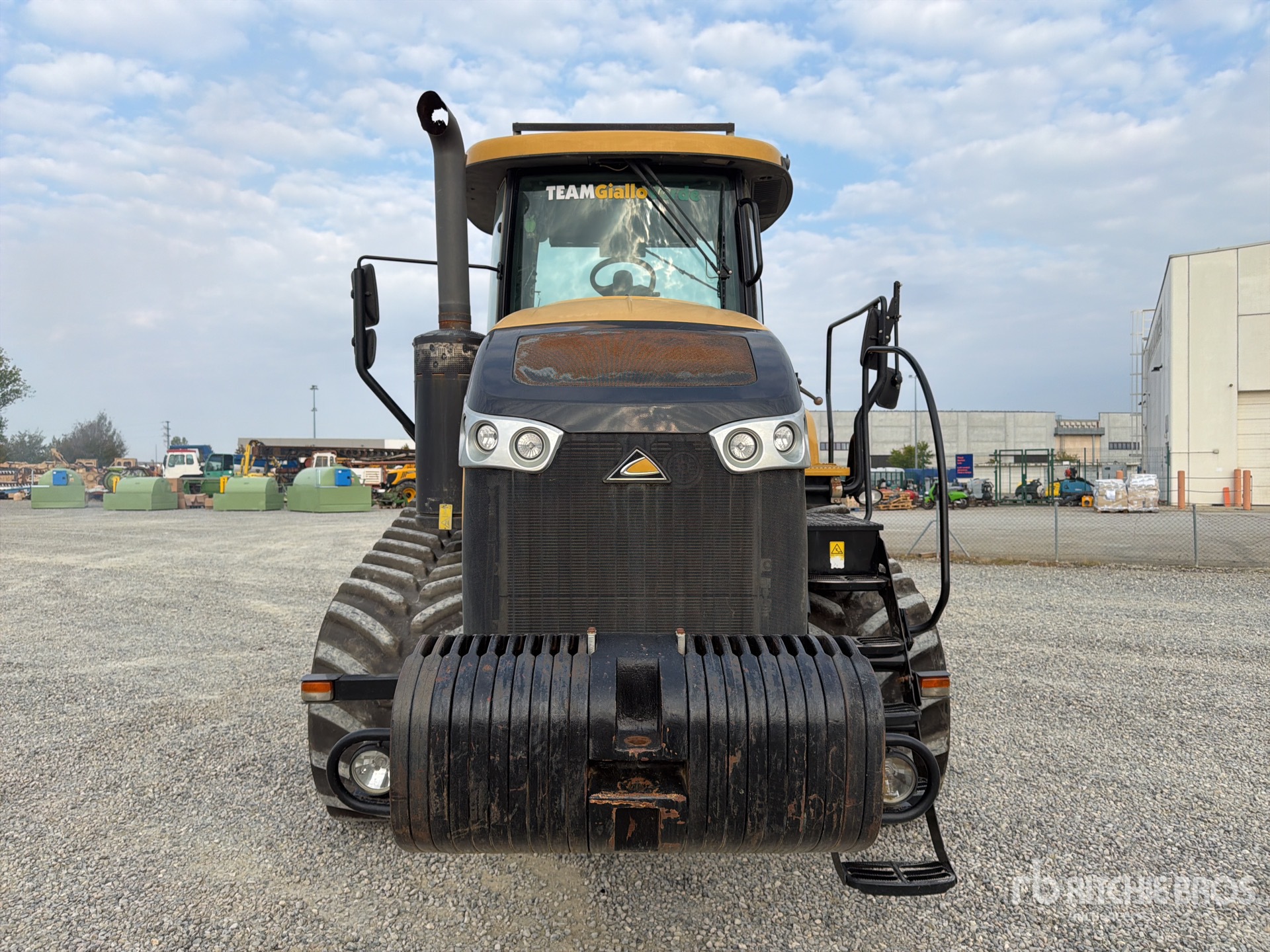 2015 Challenger MT755E