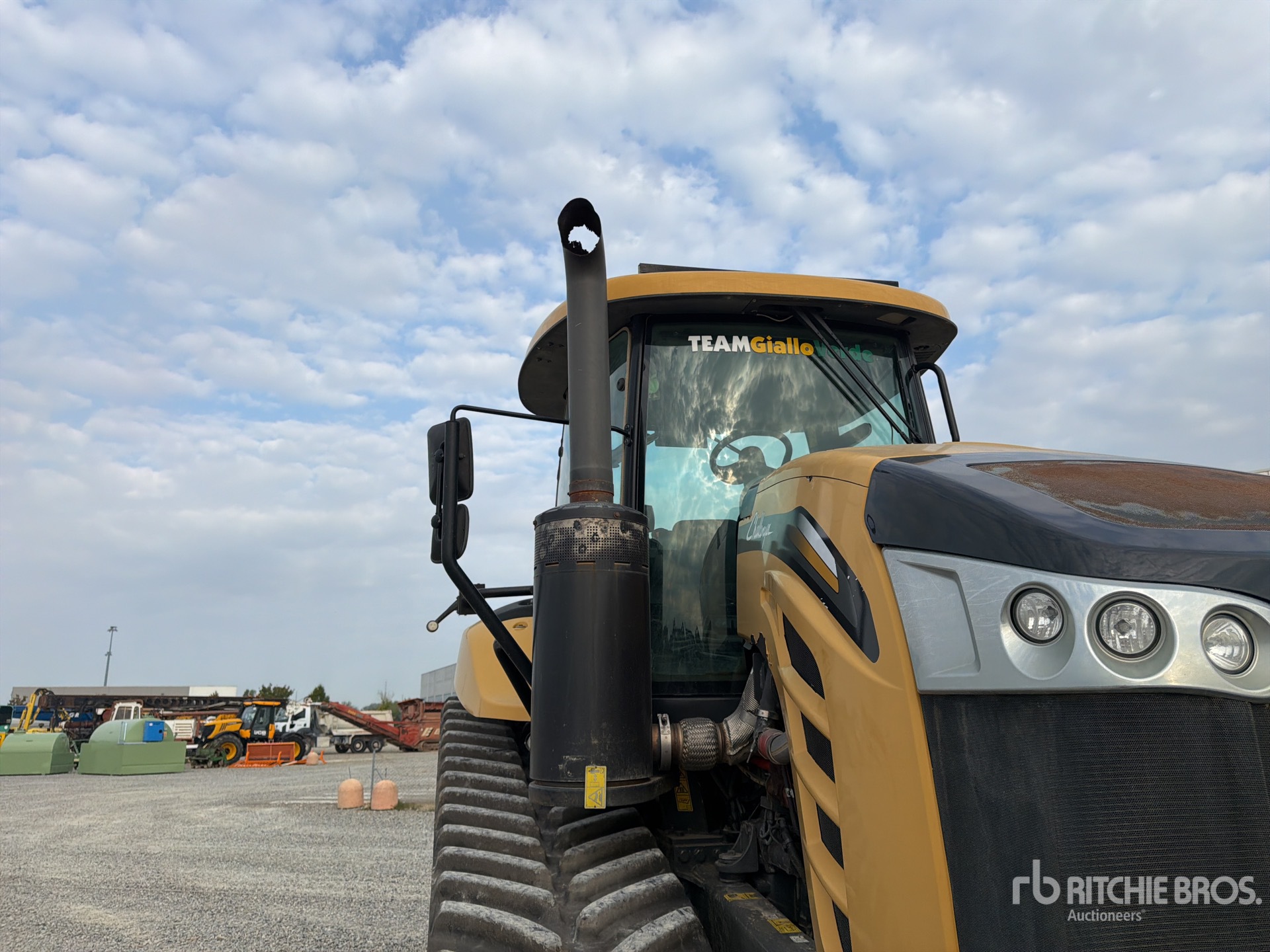 2015 Challenger MT755E
