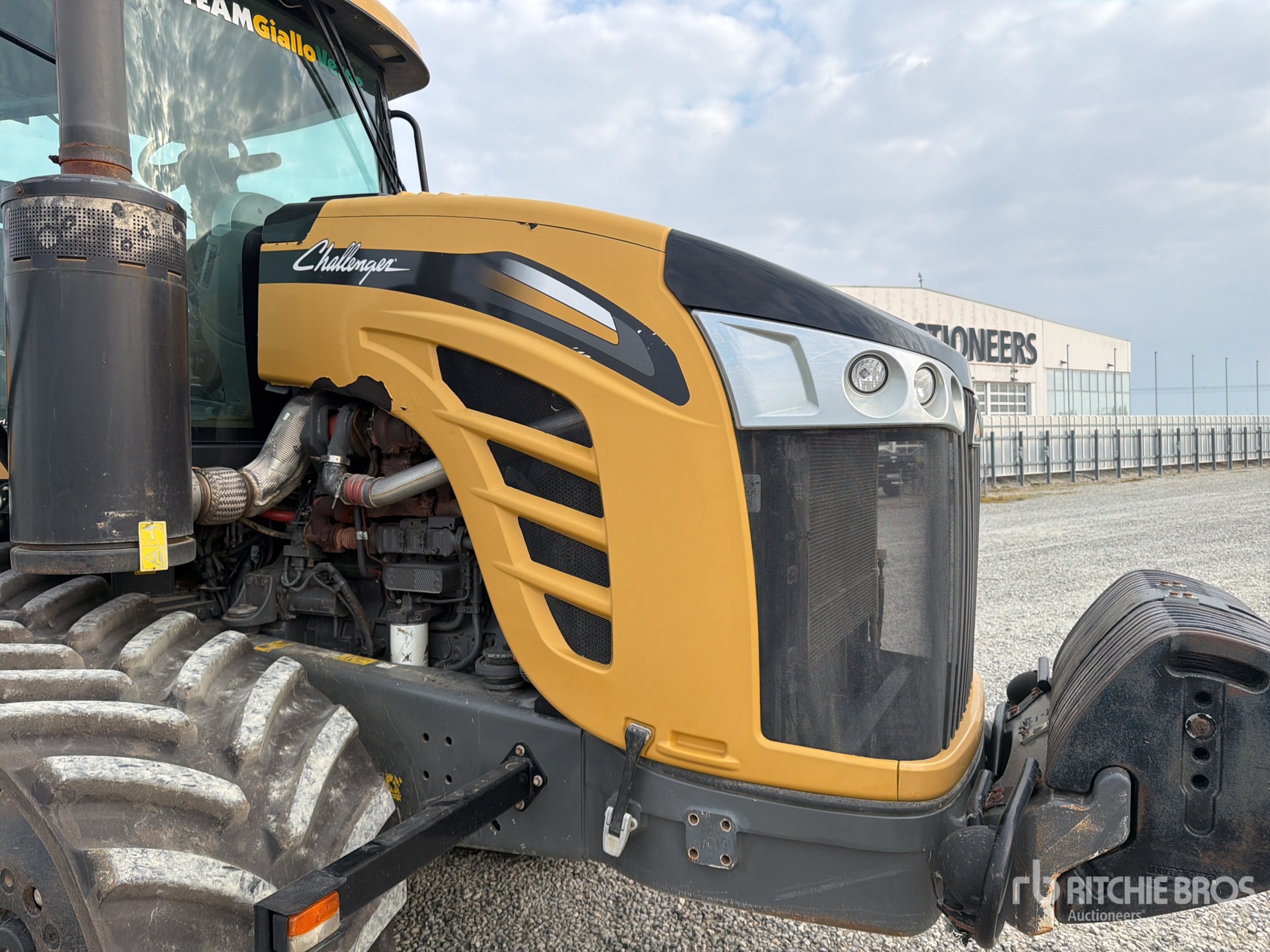 2015 Challenger MT755E