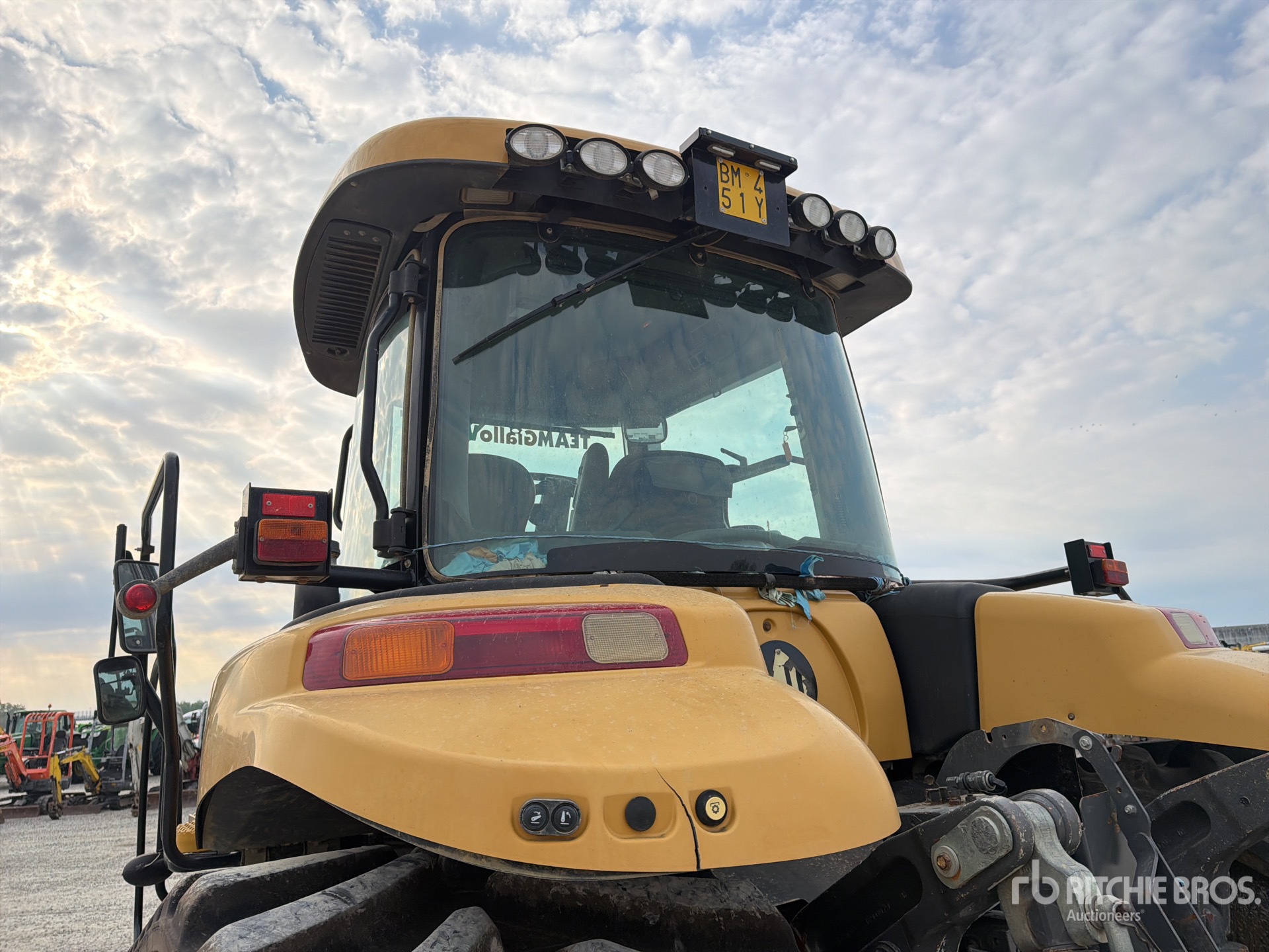 2015 Challenger MT755E