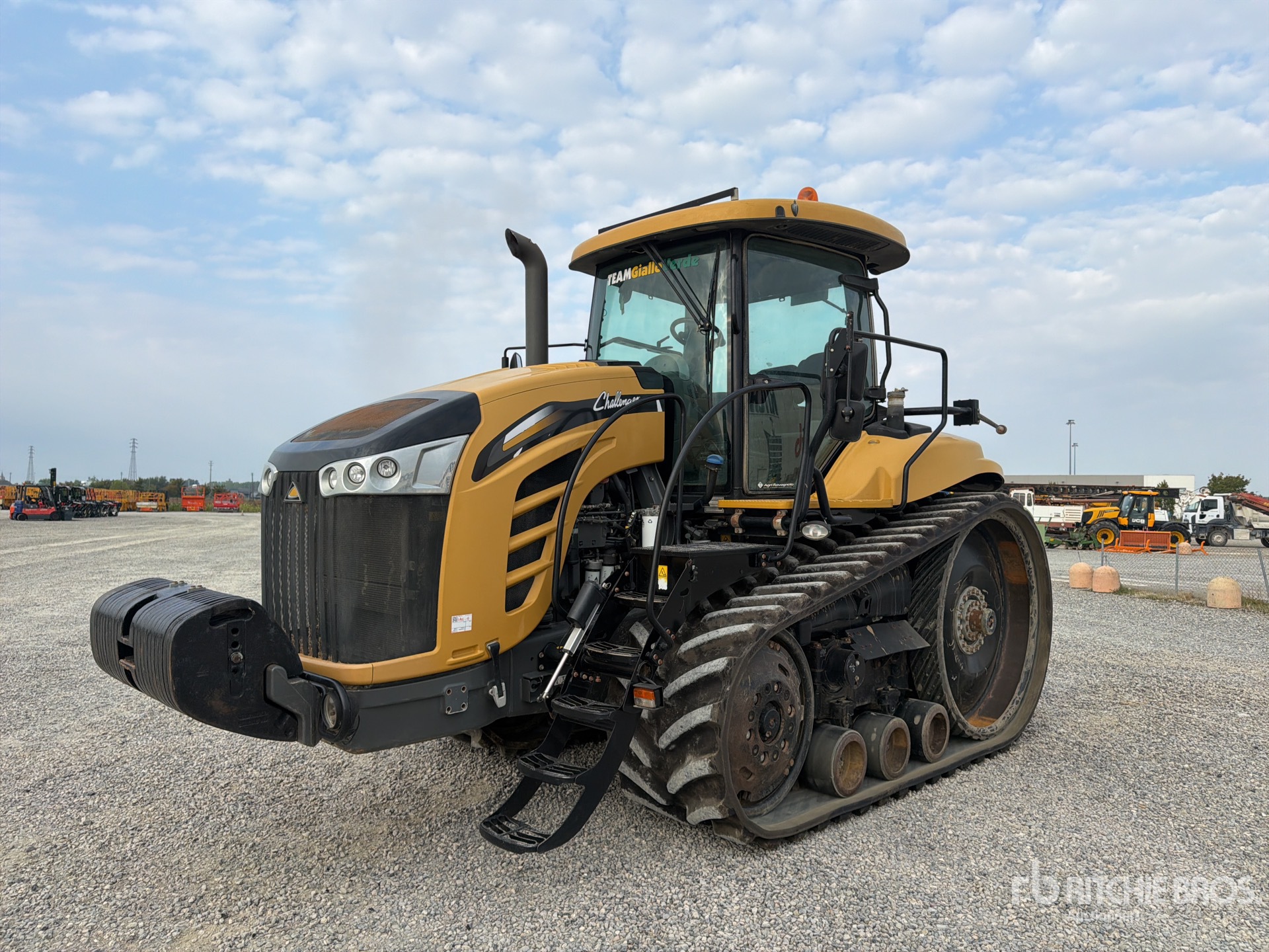 2015 Challenger MT755E