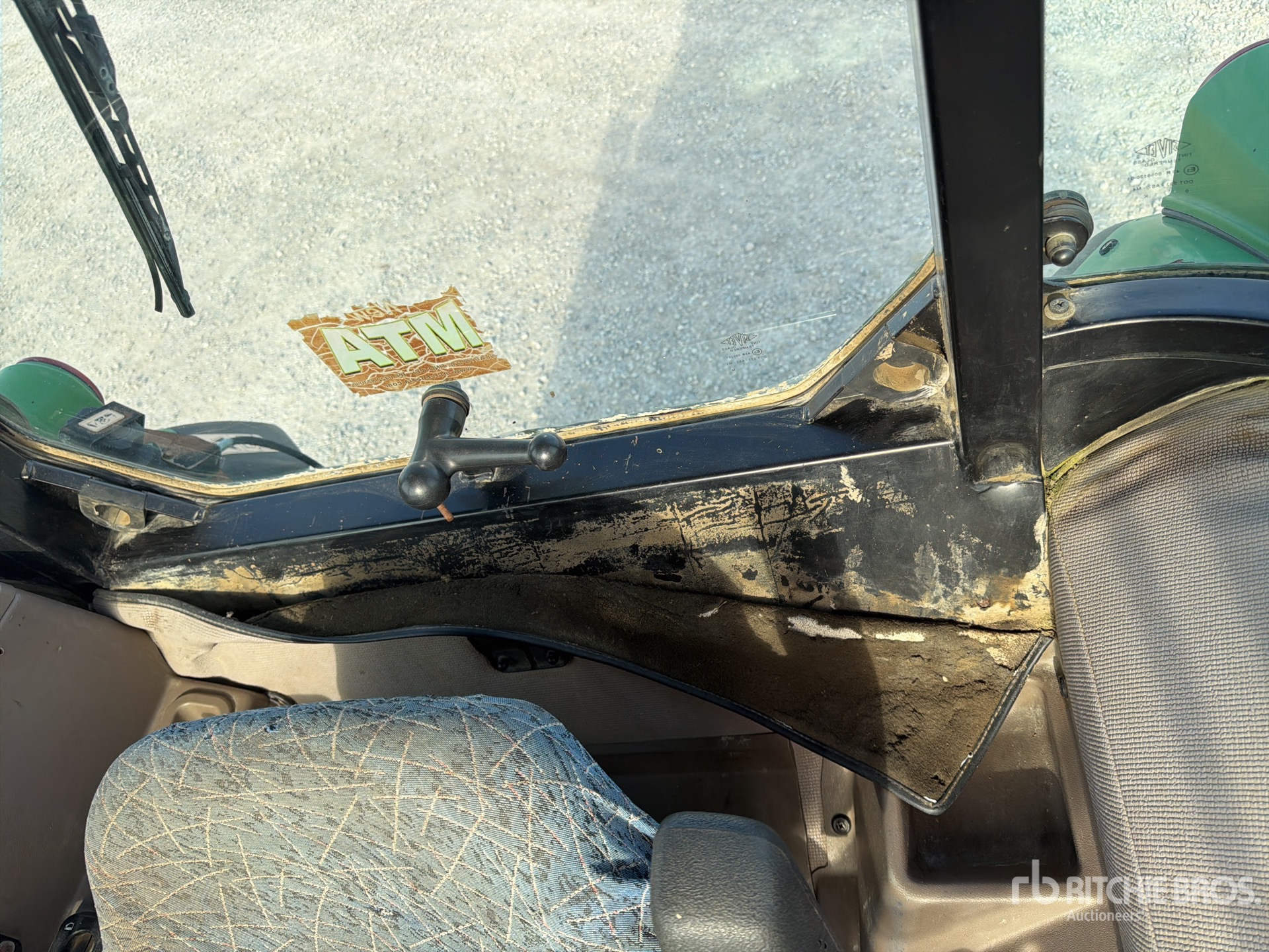 2011 John Deere 5090G