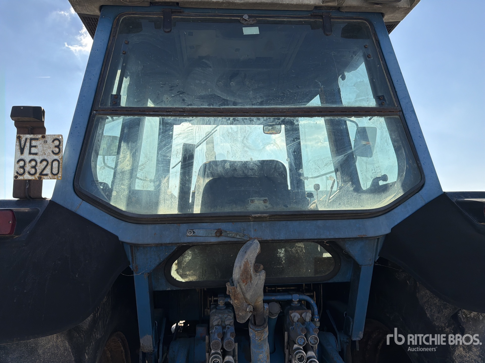 1991 Ford 8830