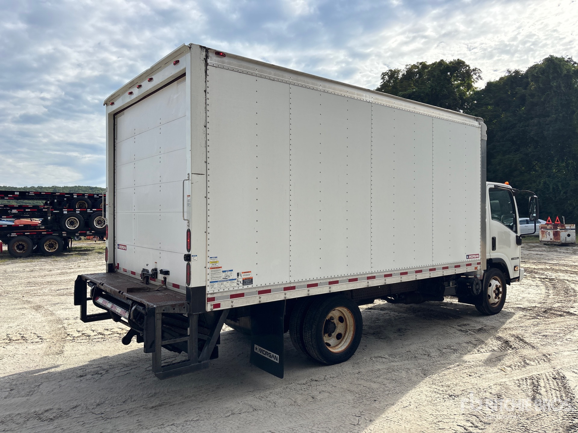 2016 Isuzu NPR