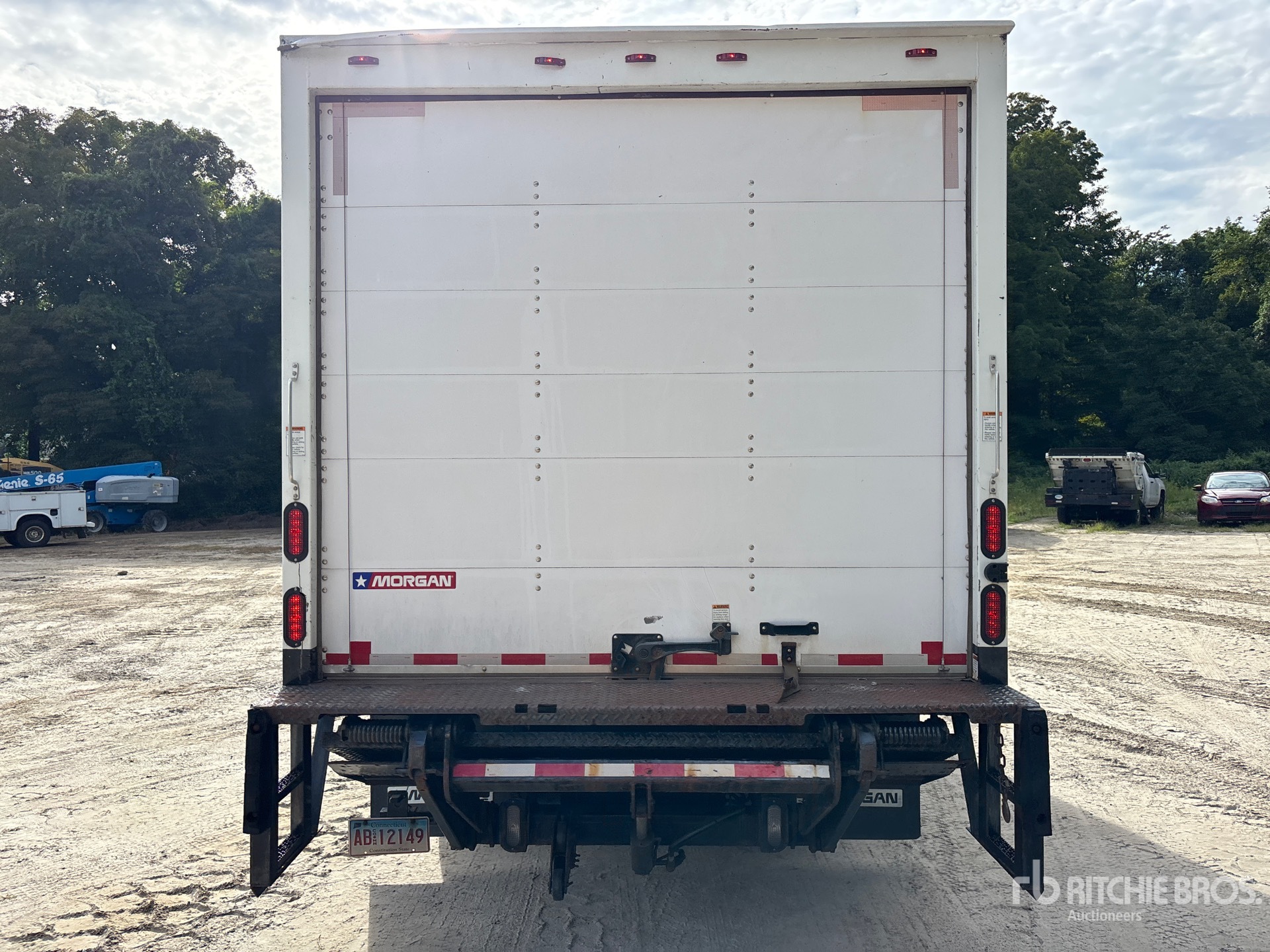 2016 Isuzu NPR