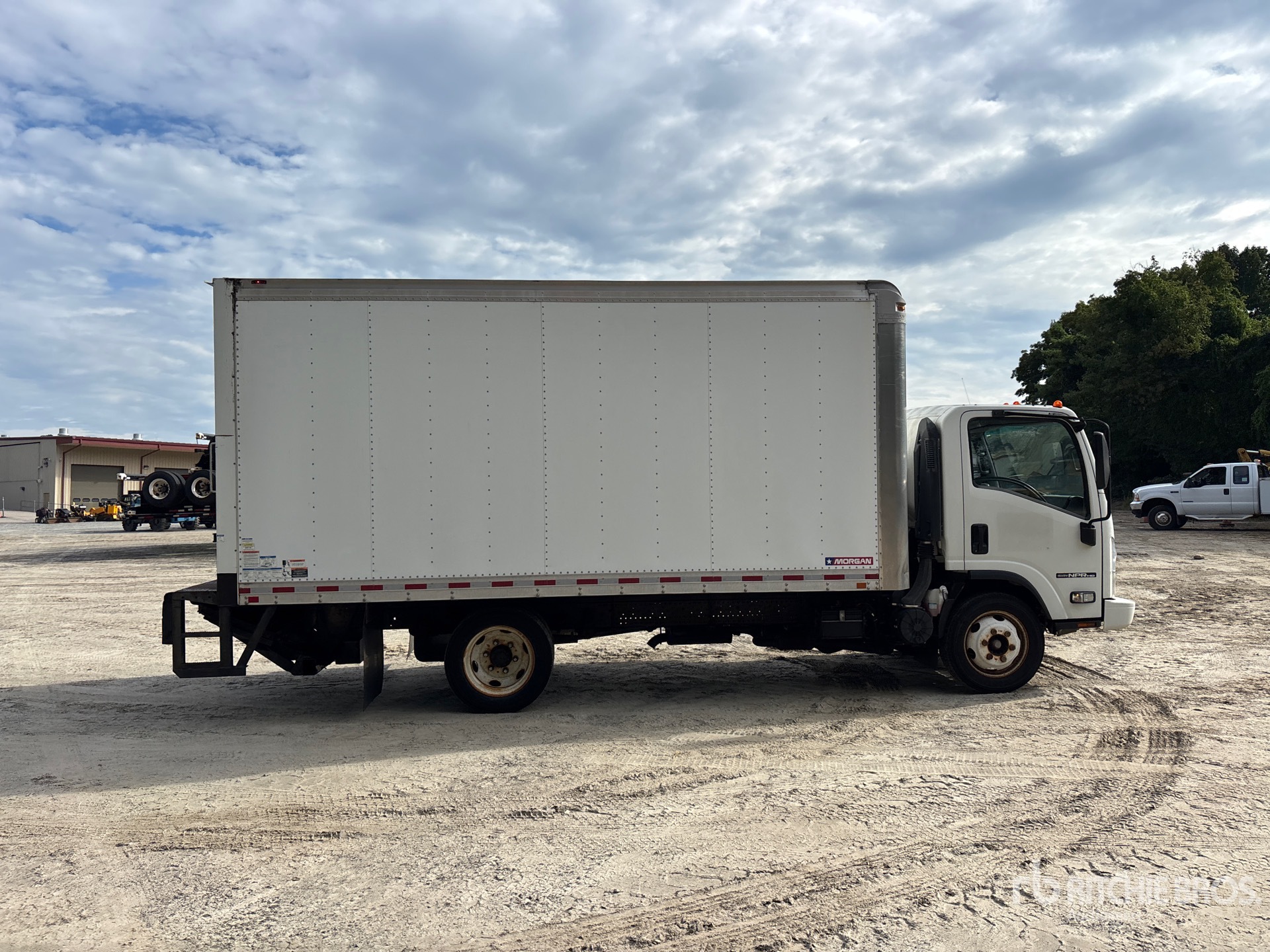 2016 Isuzu NPR