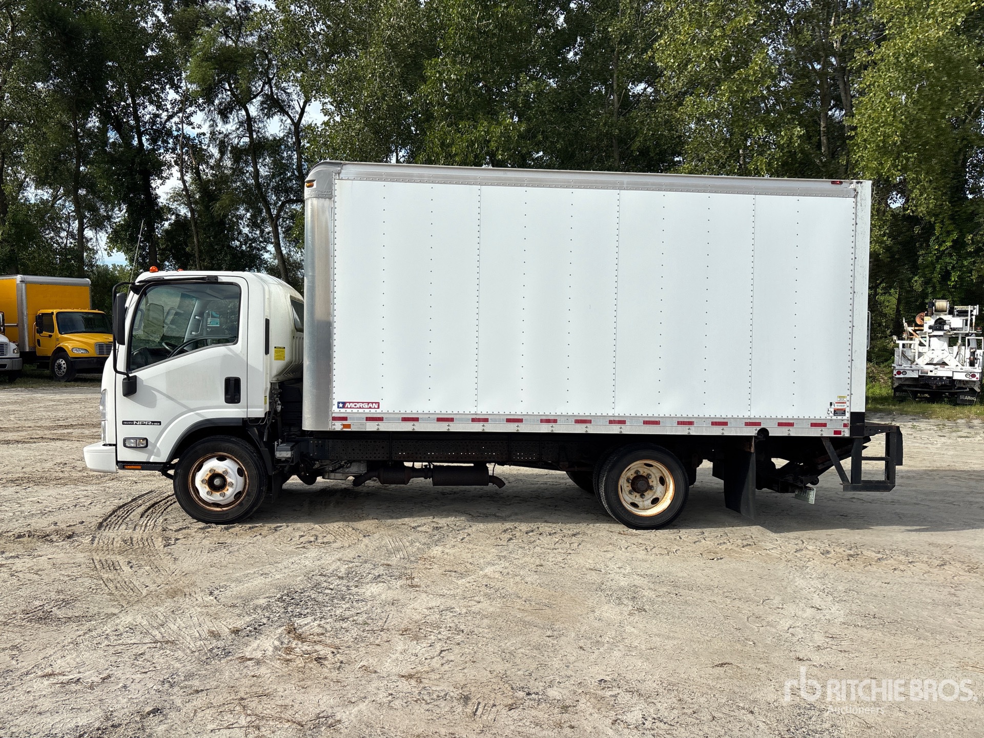 2016 Isuzu NPR