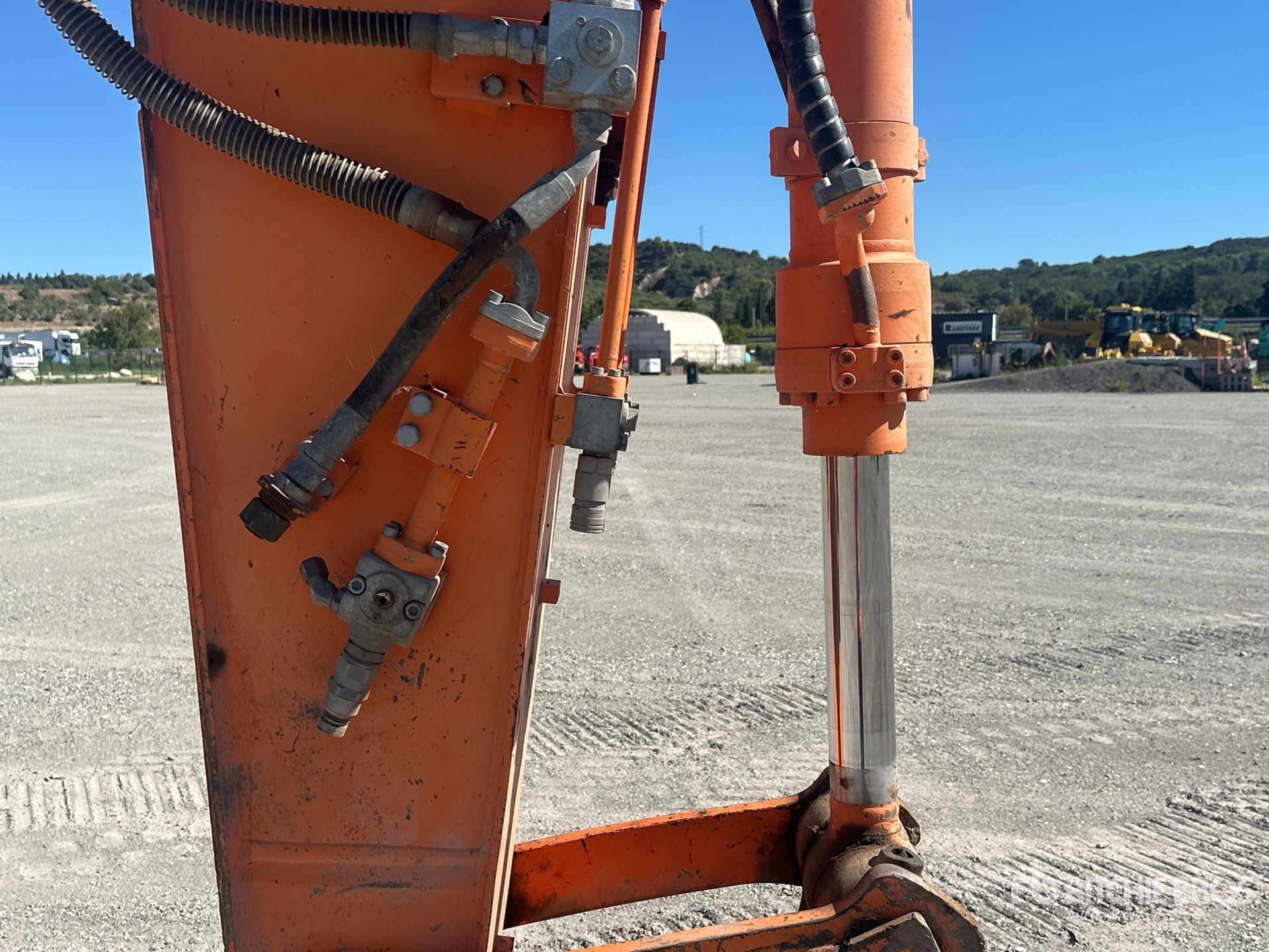 2011 Doosan DX225NLC