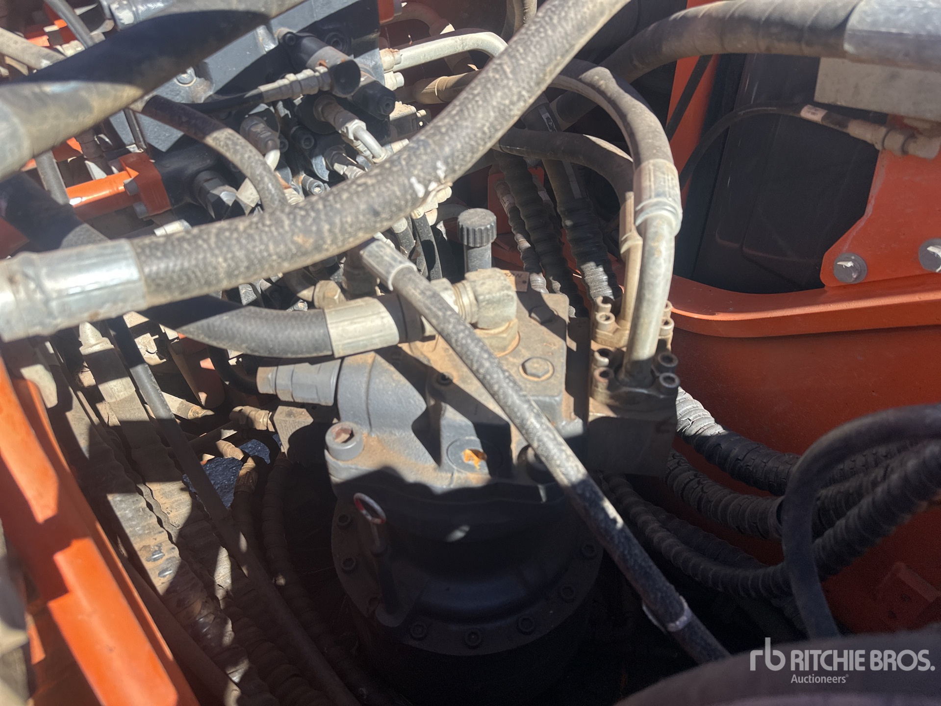 2011 Doosan DX225NLC