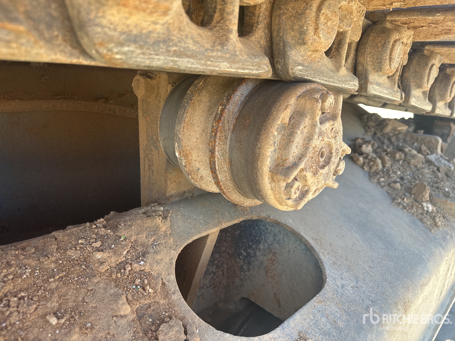 2011 Doosan DX225NLC