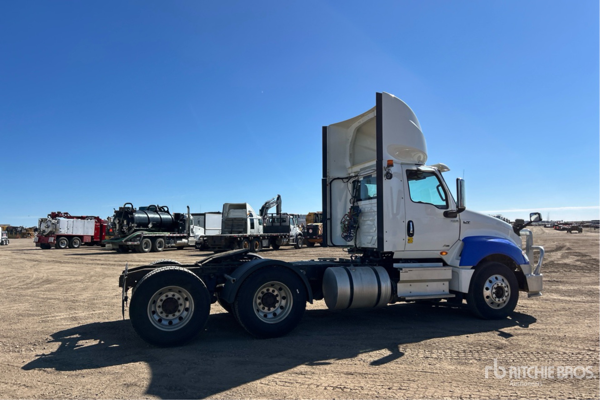 2020 International LT625