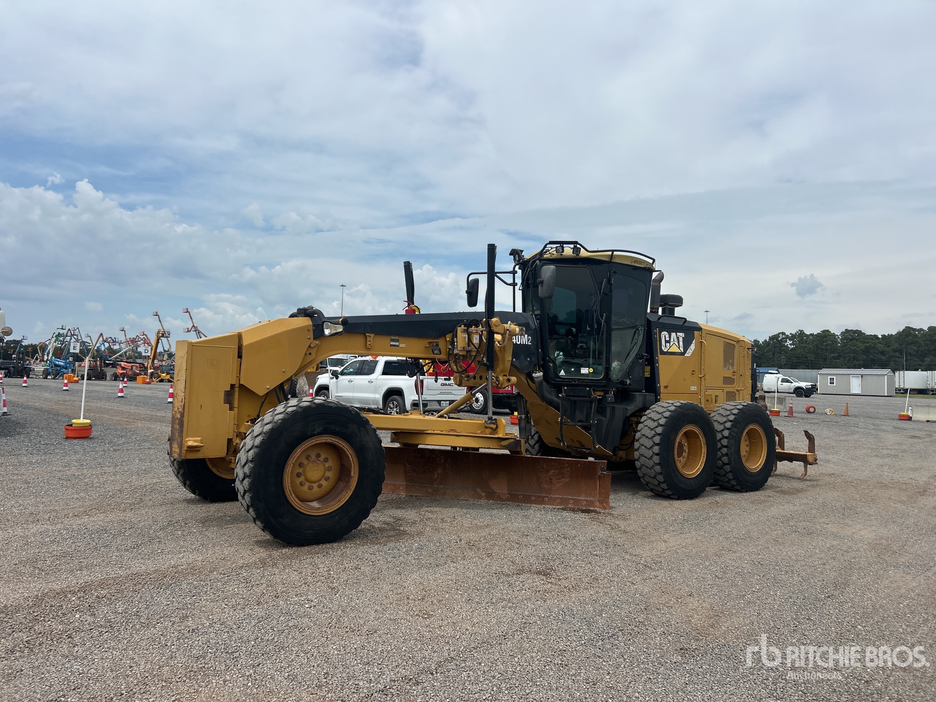 Photo of 2012 Caterpillar 140M2 VHP