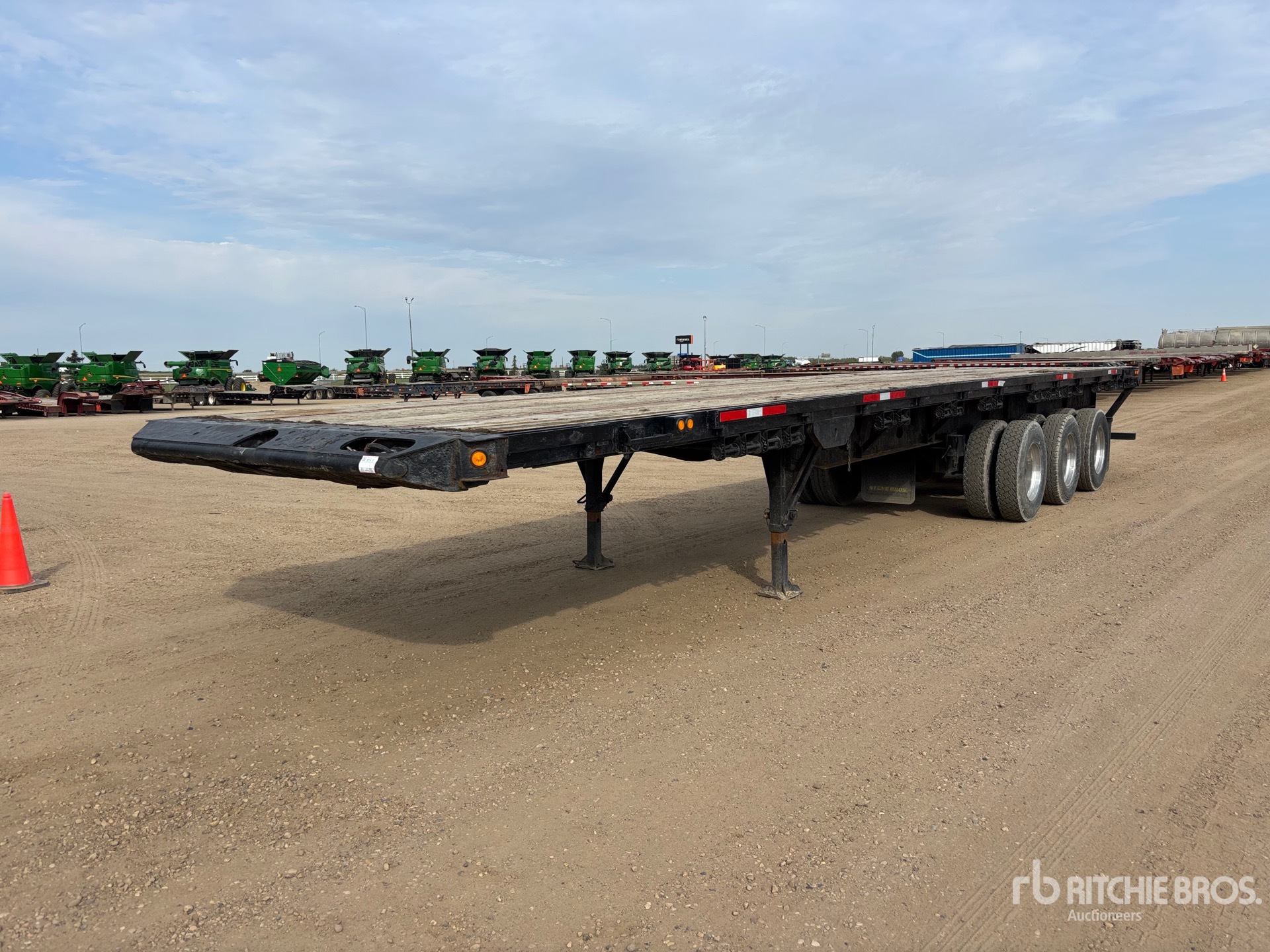 Photo of 2012 Manac 45 ft Tri/A Flatbed