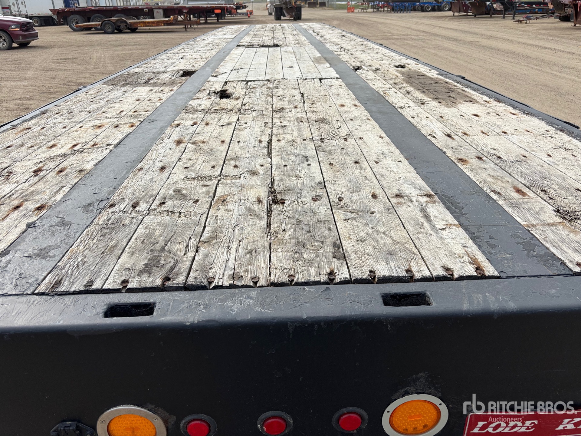 2011 Load King  42 FT TRI/A FLATBED