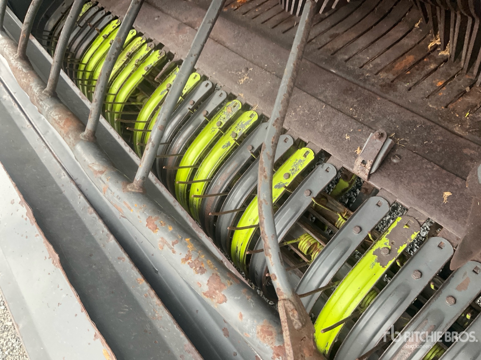2010 Claas ROLLANT 454