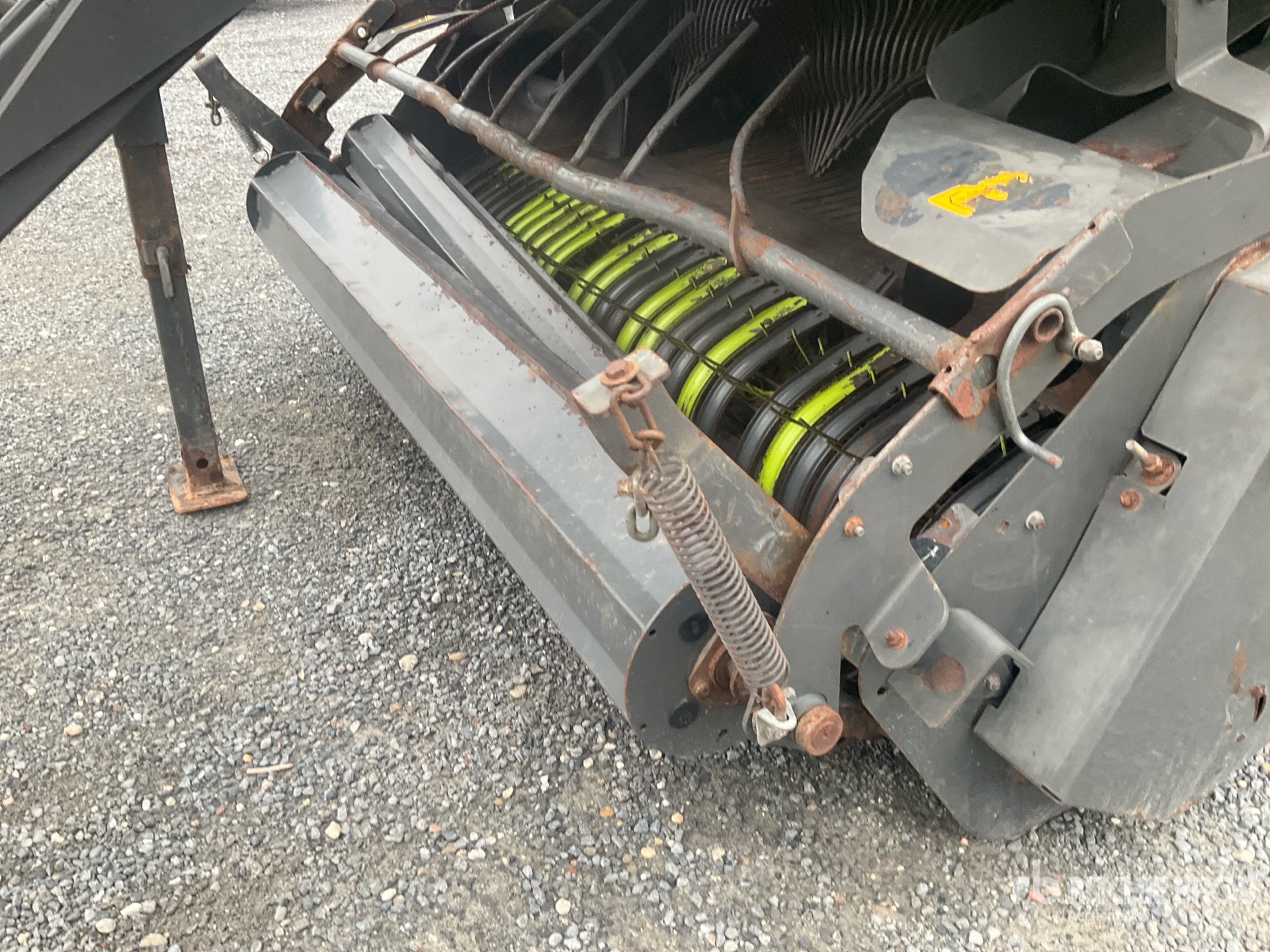 2010 Claas ROLLANT 454
