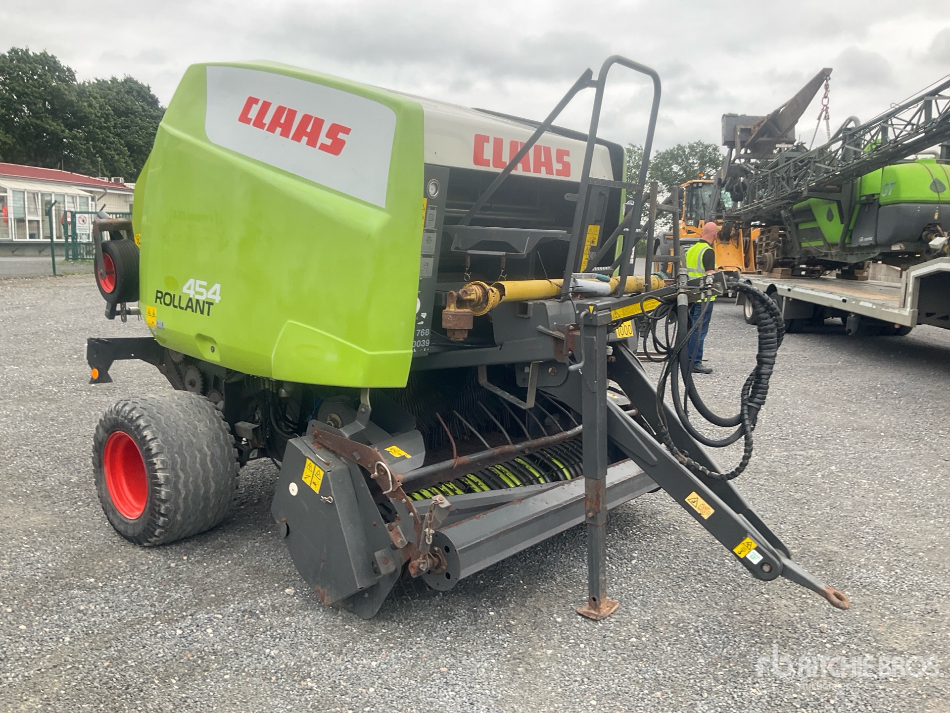 2010 Claas ROLLANT 454