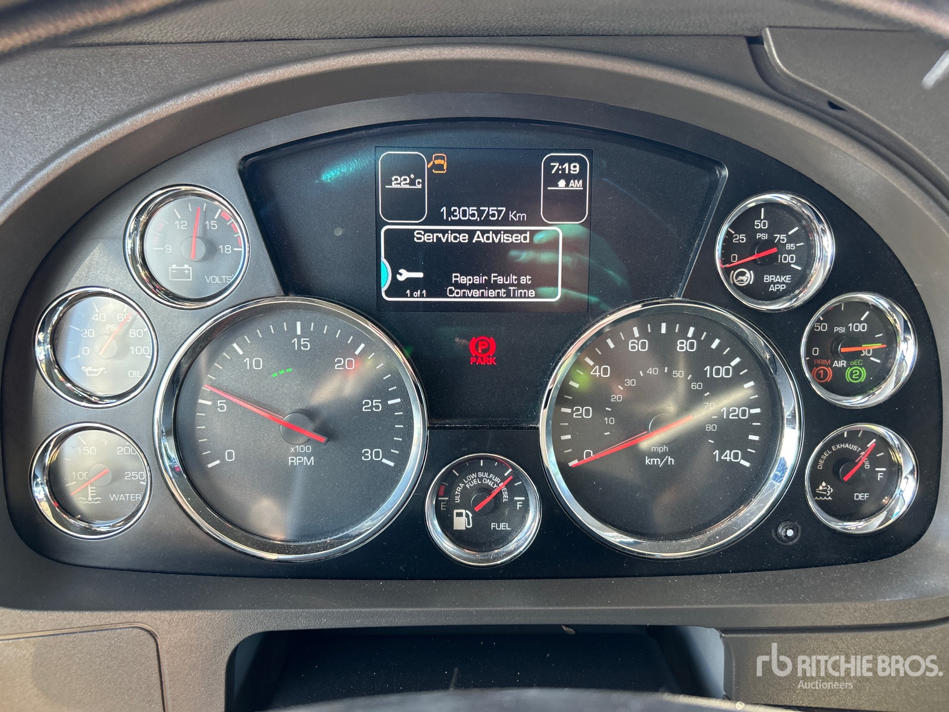 2017 Kenworth T880