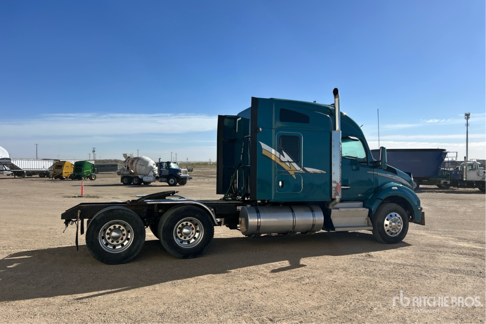 2017 Kenworth T880