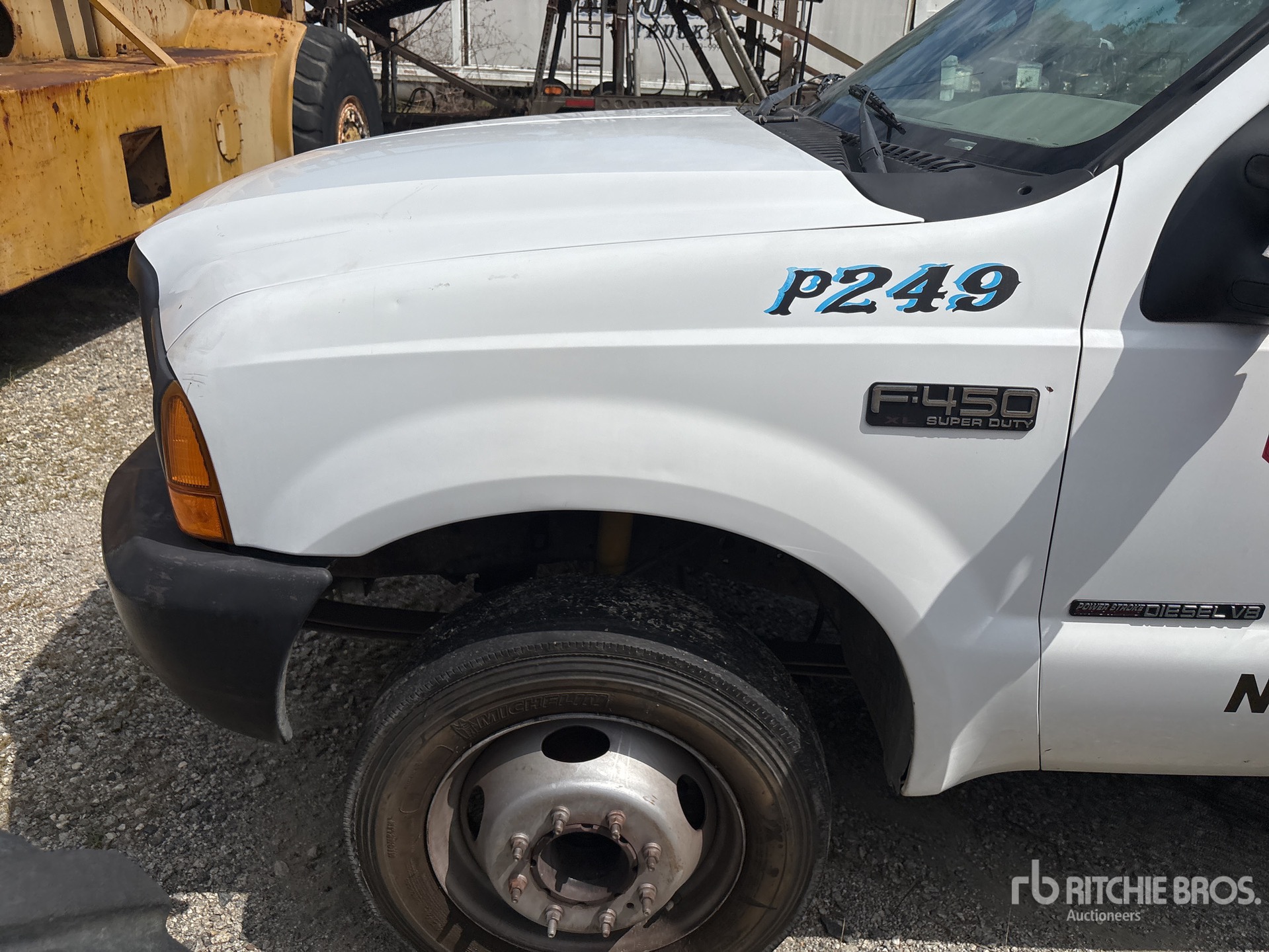 2000 Ford F-450