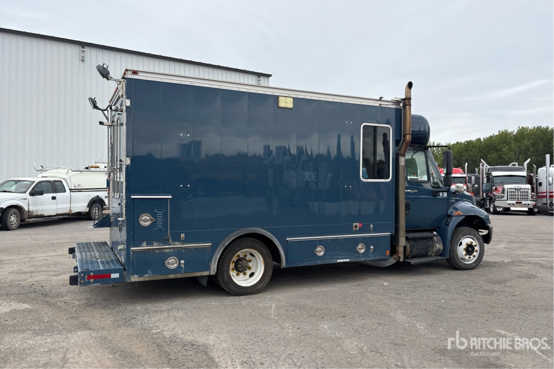 2008 International 4300