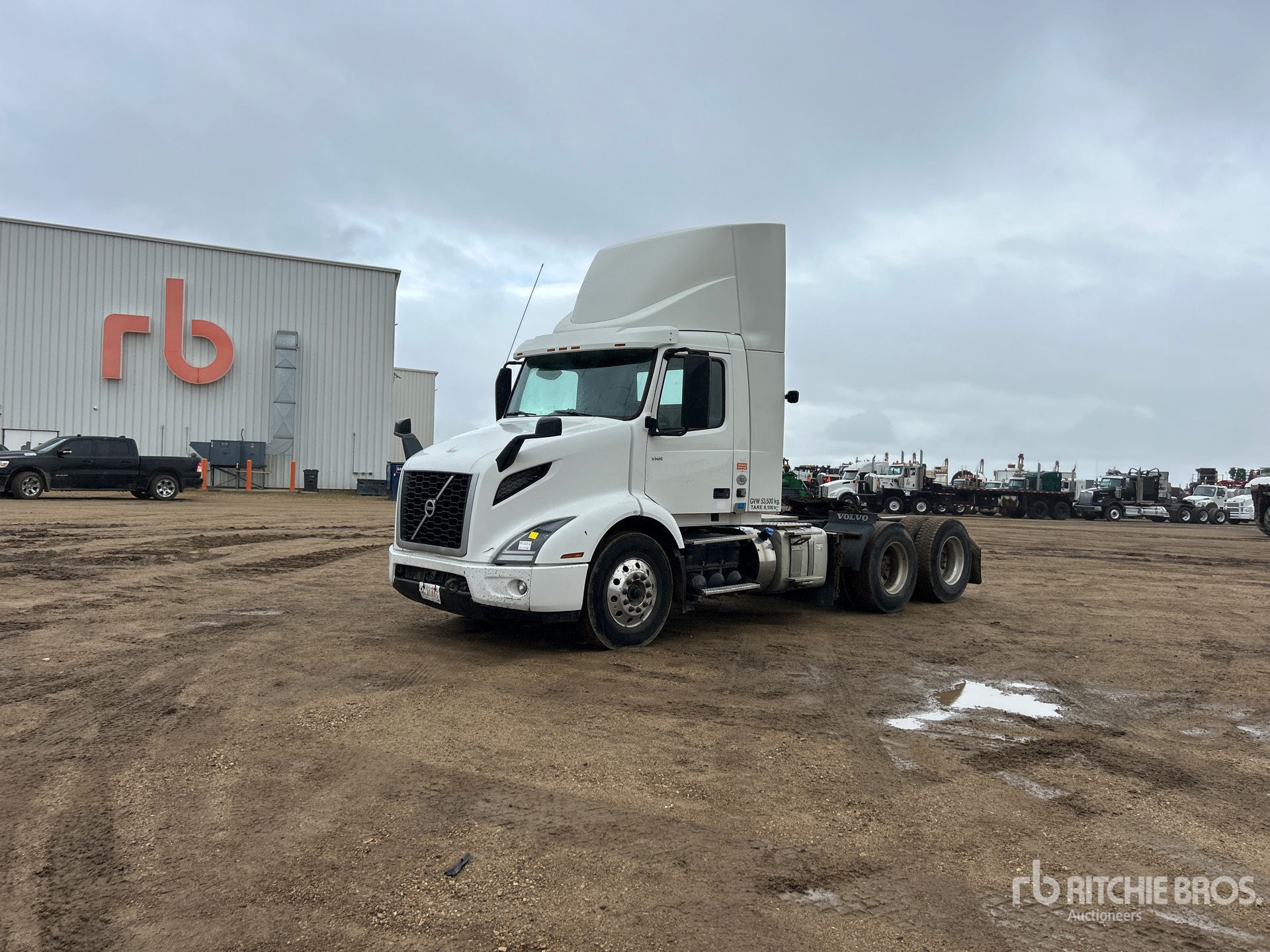 2020 Volvo VNR