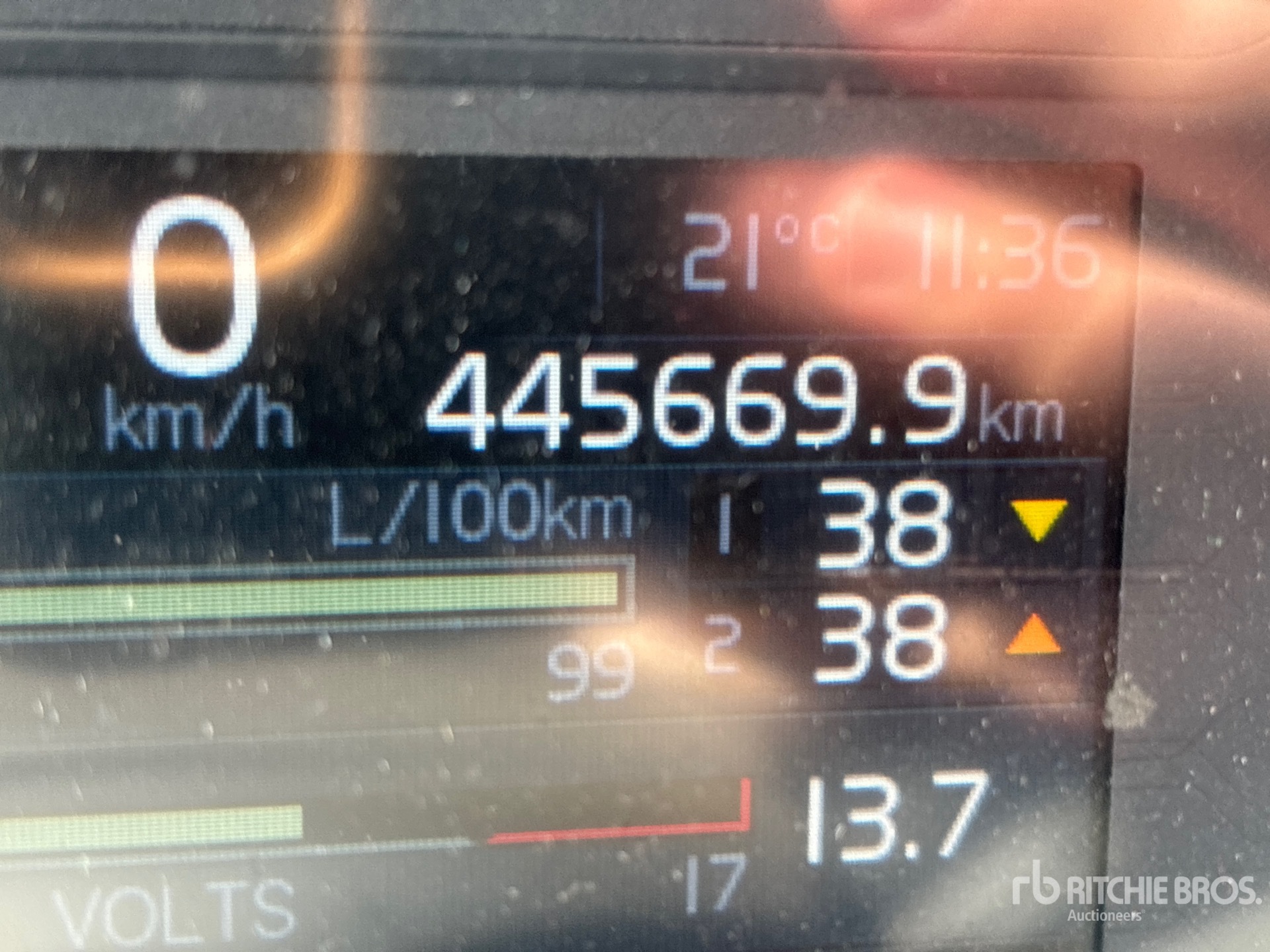 2020 Volvo VNR