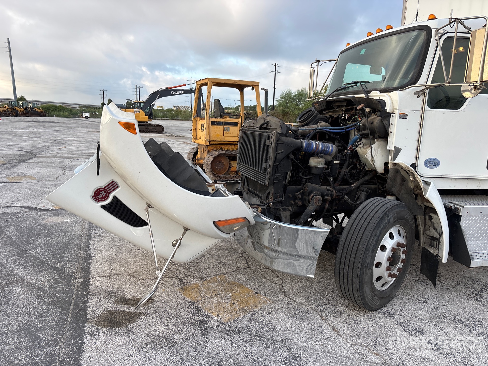 2016 Kenworth T370