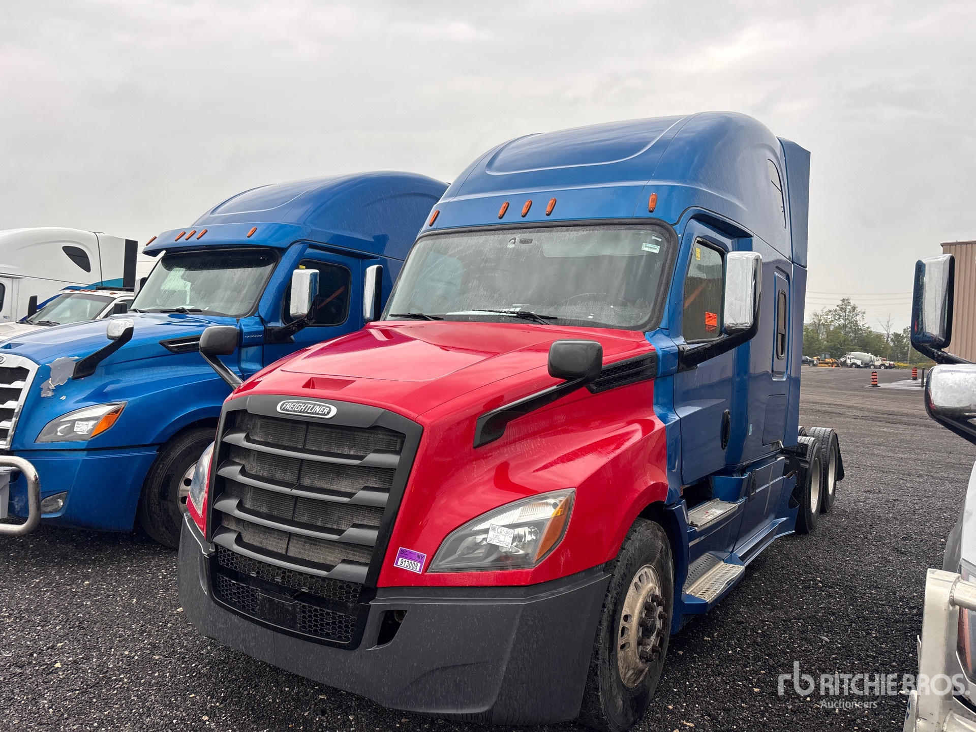 2019 Freightliner CASCADIA 126