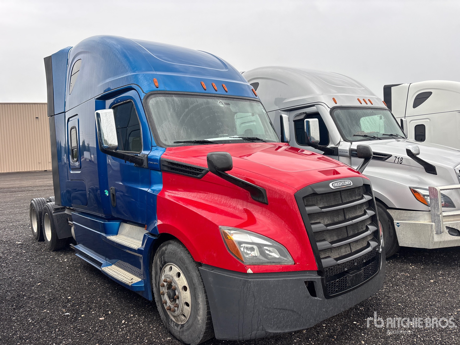 2019 Freightliner CASCADIA 126