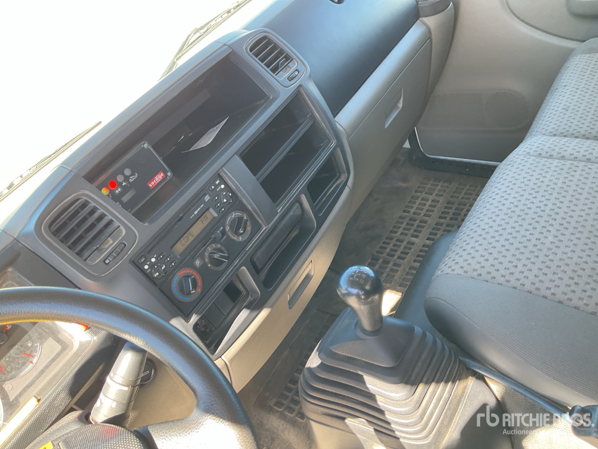 2010 Nissan CABSTAR