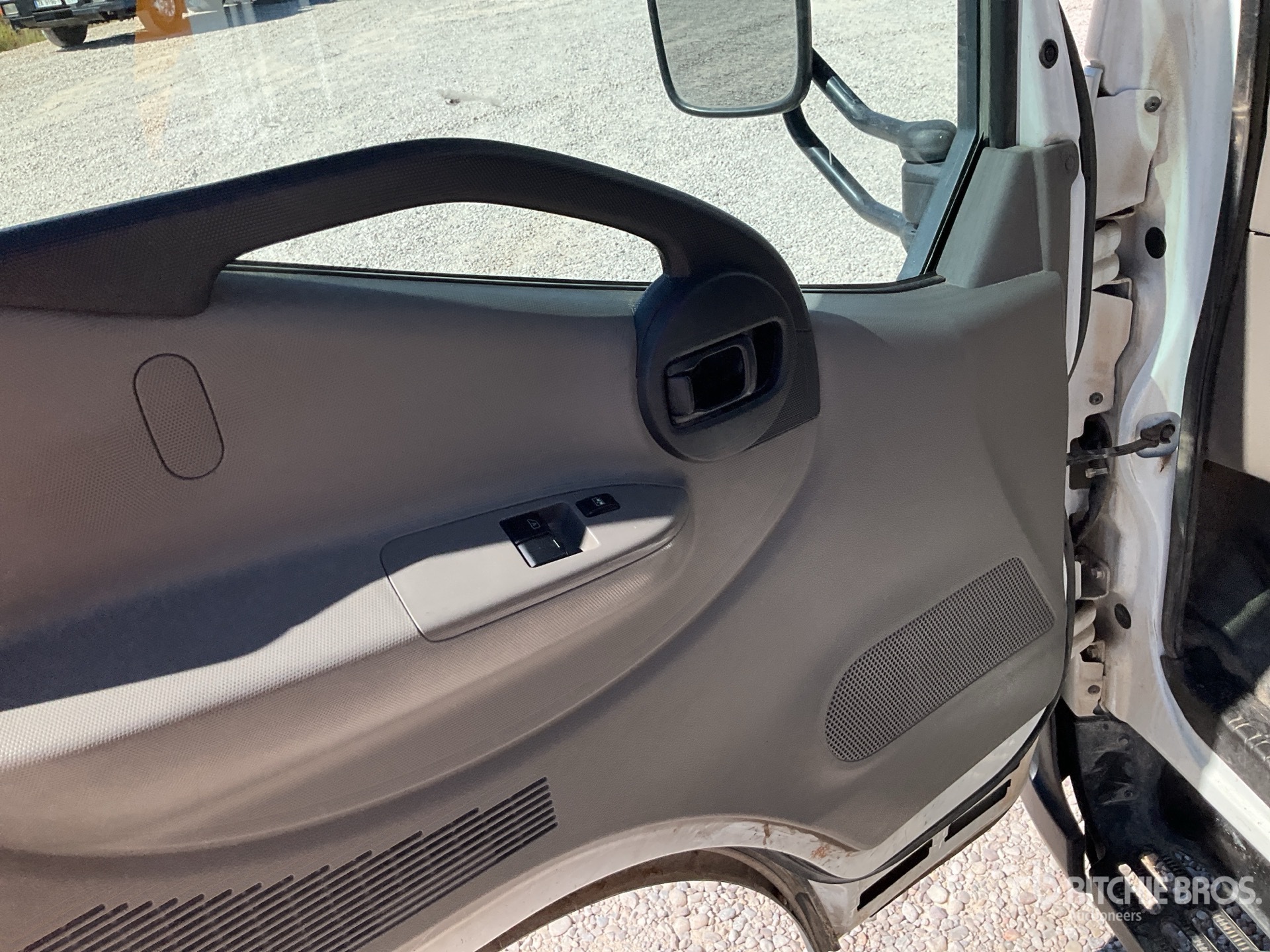 2010 Nissan CABSTAR
